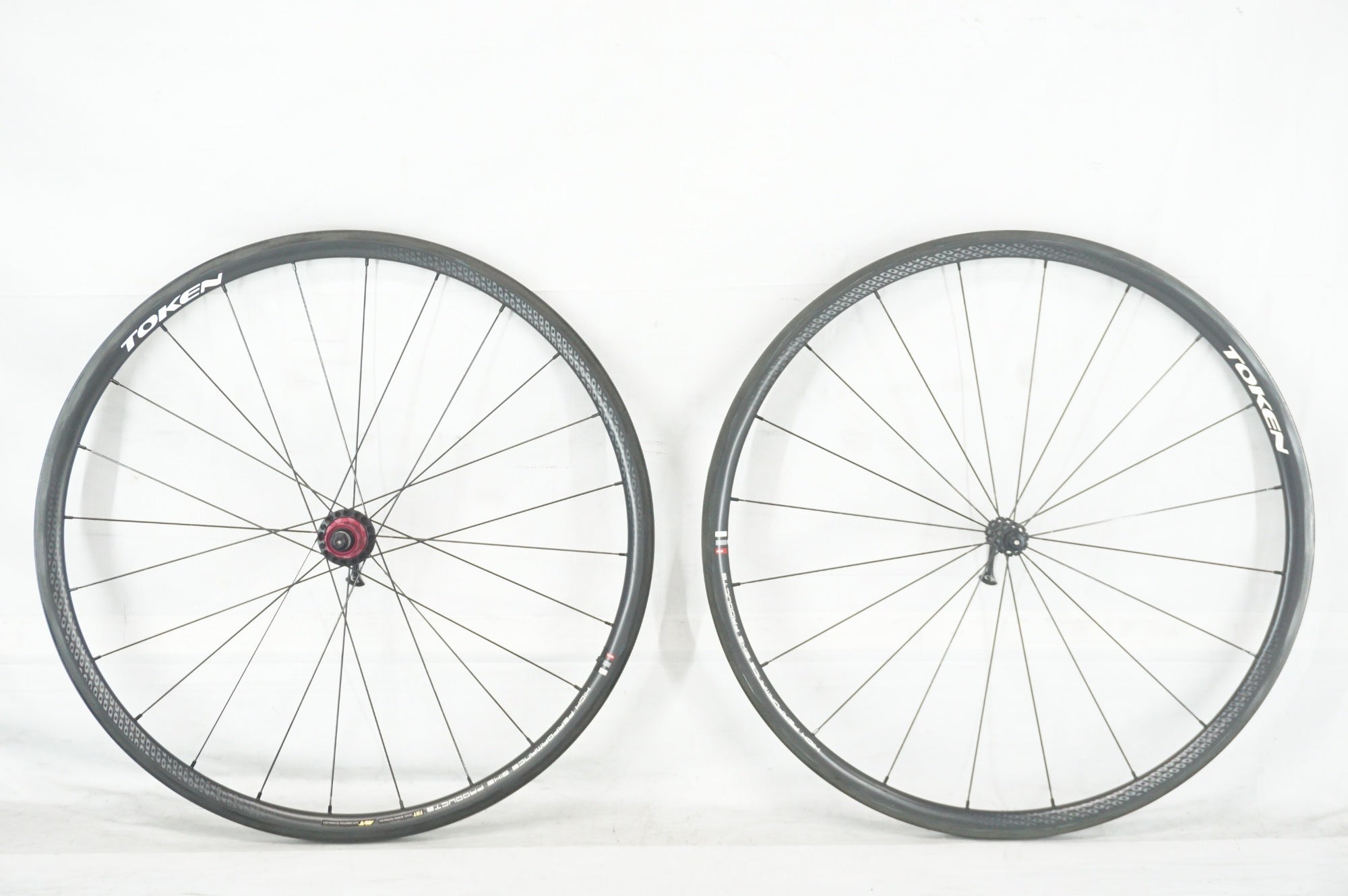 TOKEN 「トーケン」 T28 カーボン TU ホイールセット / 阪急塚口店