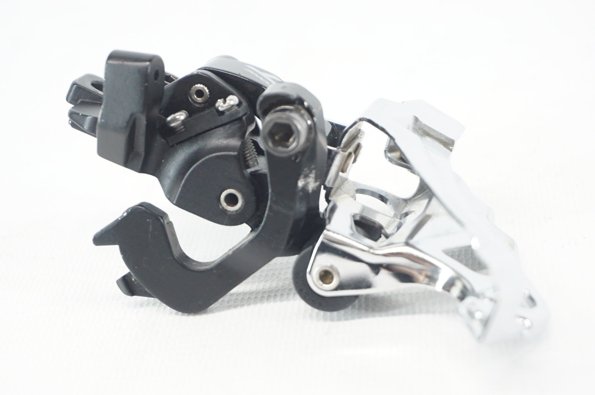 SHIMANO 「シマノ」 DEORE XT FD-M786 フロントディレイラー / 阪急塚口店