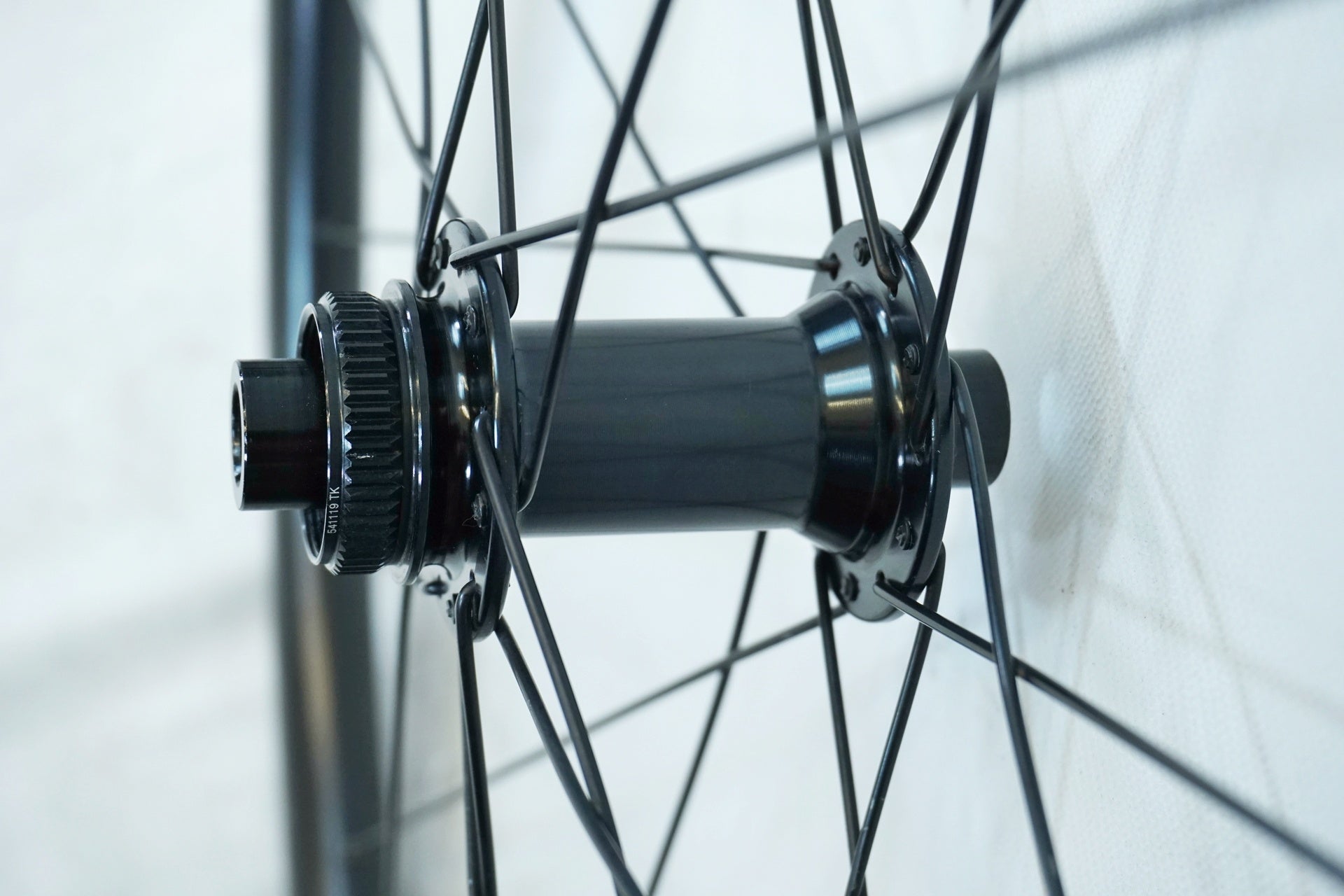 BONTRAGER 「ボントレガー」 AFFINITY TLR DISC シマノ11S ホイールセット / 有明ガーデン店