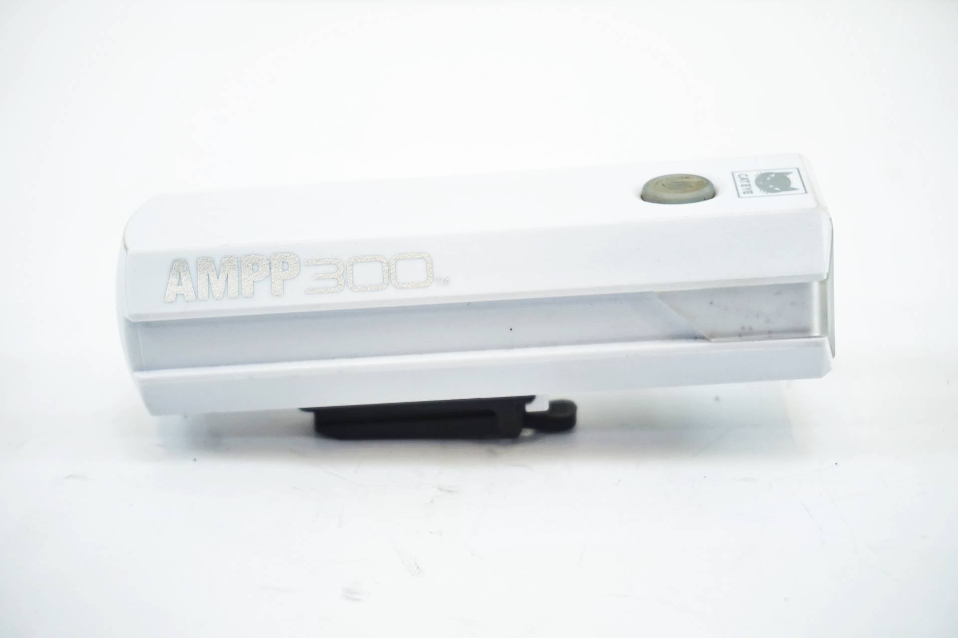 CATEYE 「キャットアイ」 AMPP300 フロントライト / 有明ガーデン店
