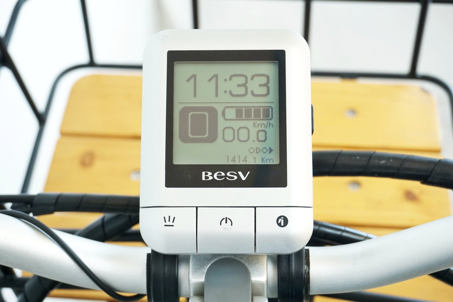 BESV 「ベスビー」 CF1 LENA 2019年モデル 電動アシスト自転車 / 有明ガーデン店
