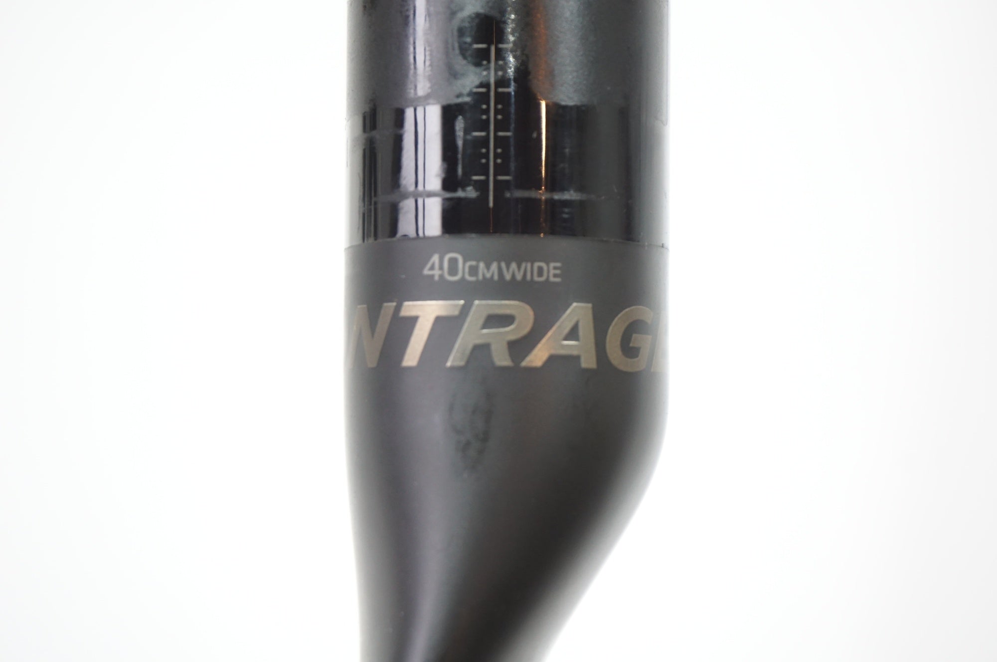 BONTRAGER 「ボントレガー」 XXX AERO VR-CF Φ31.8 400mm ハンドル / 世田谷店