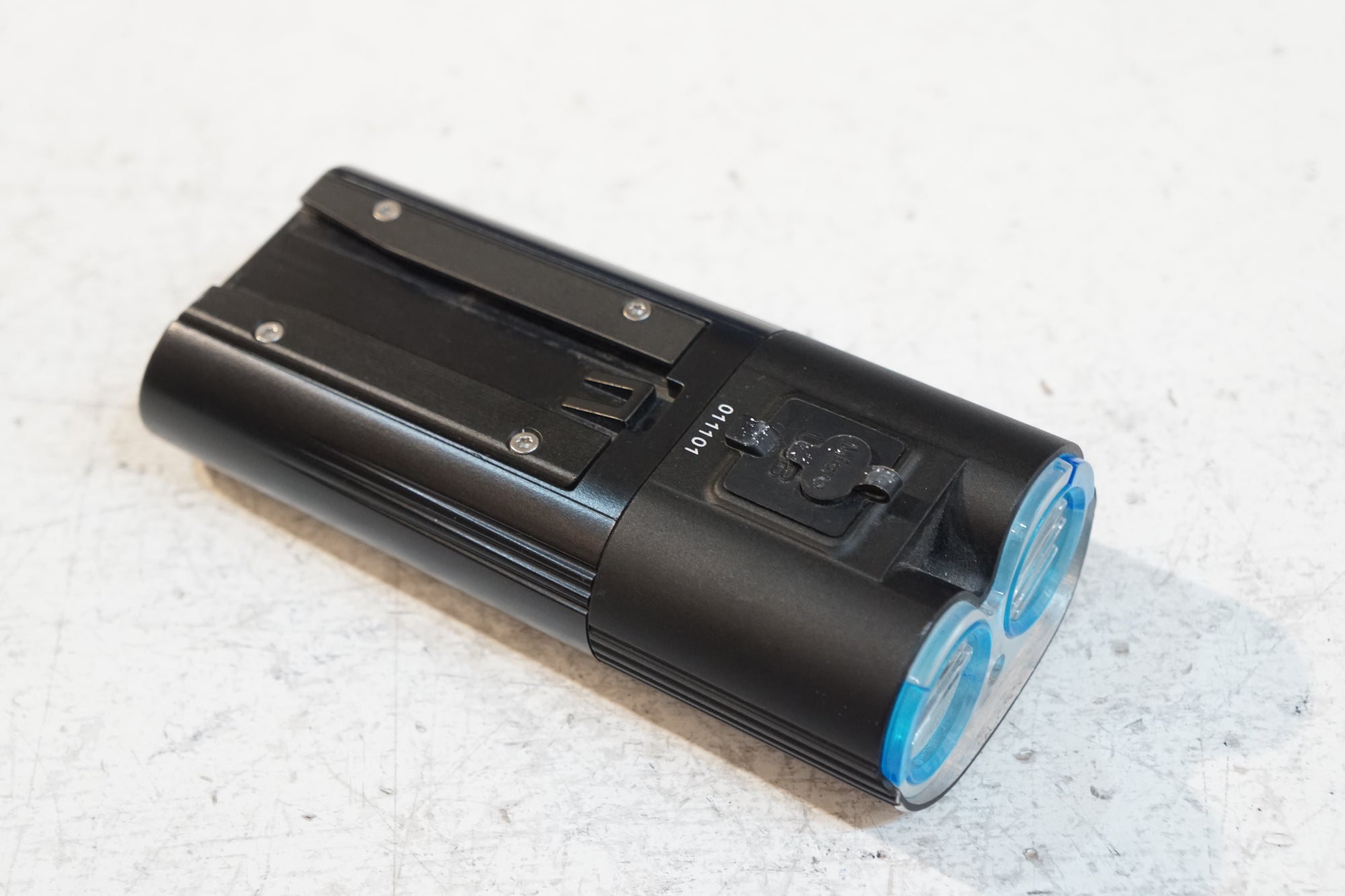 GACIRON 「ガシロン」 V9D-1800 フロントライト / バイチャリ浦和ベース