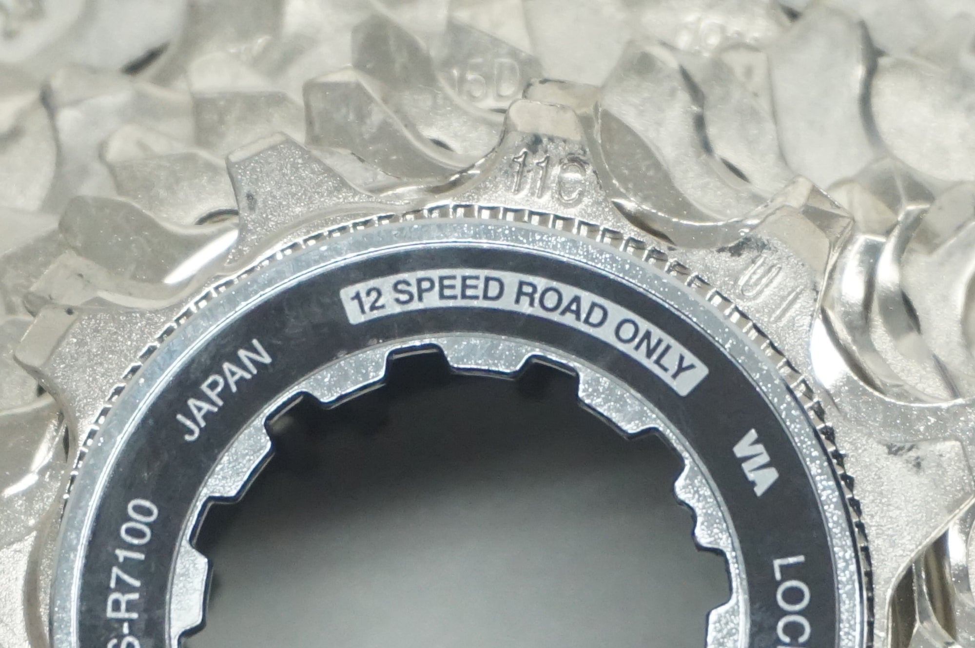 SHIMANO 「シマノ」 105 CS-R7100 11-34T スプロケット / 福岡店