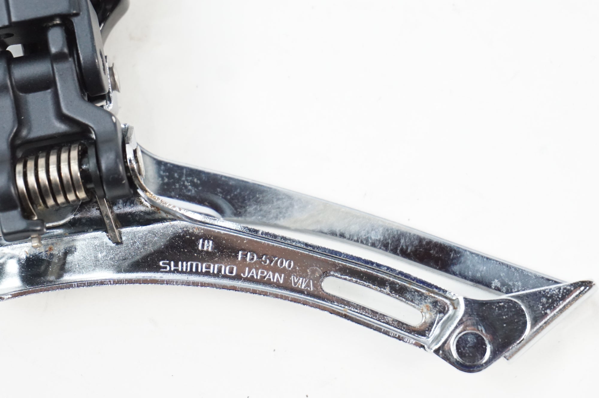 SHIMANO 「シマノ」 105 FD-5700 フロントディレイラー / 川越店