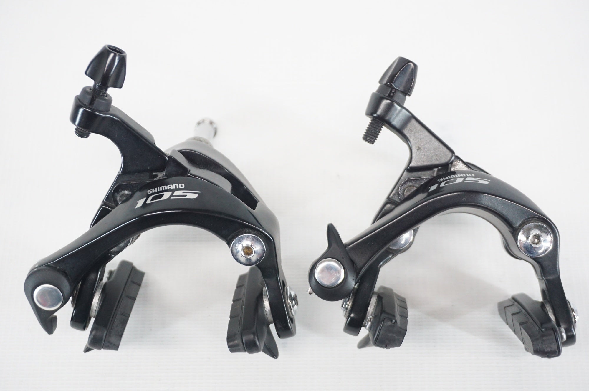 Shimano 105 キャリパーブレーキ ブラック SHIMANO 105 デュアルピボットブレーキキャリパー