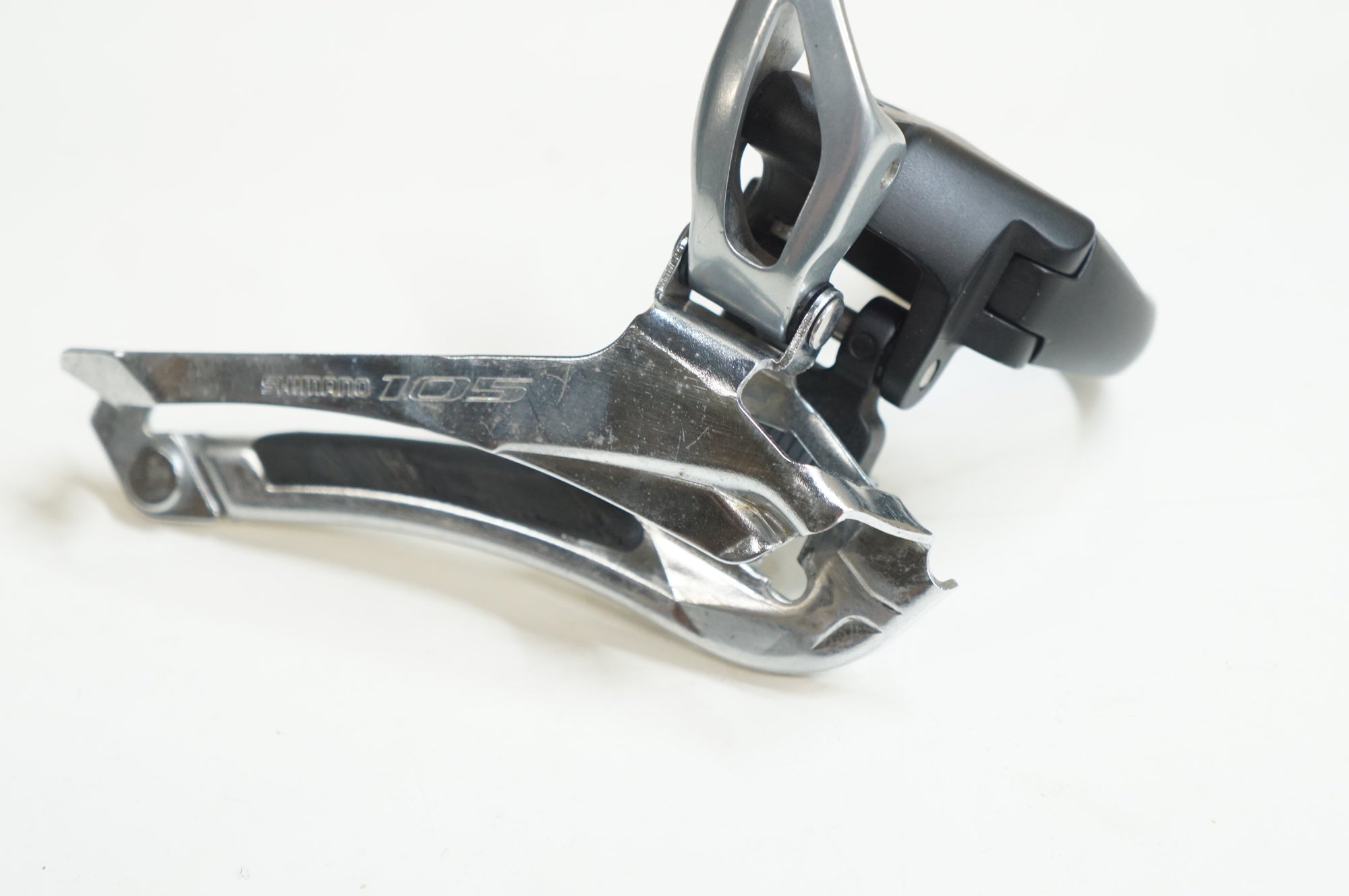 SHIMANO 「シマノ」 105 FD-5800 フロントディレイラー / 大宮店