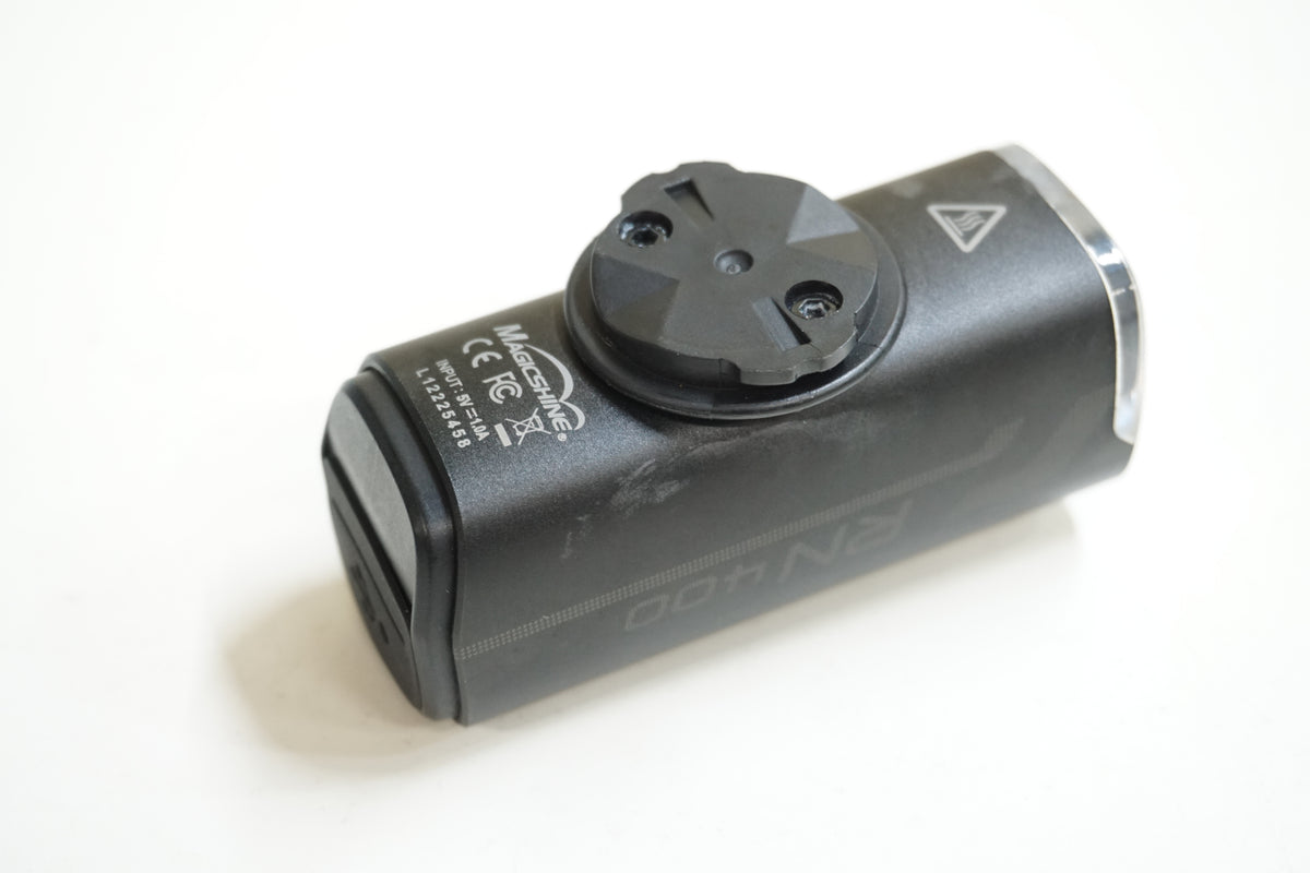 OLIGHT 「オーライト」 RN400 フロントライト / 大宮店