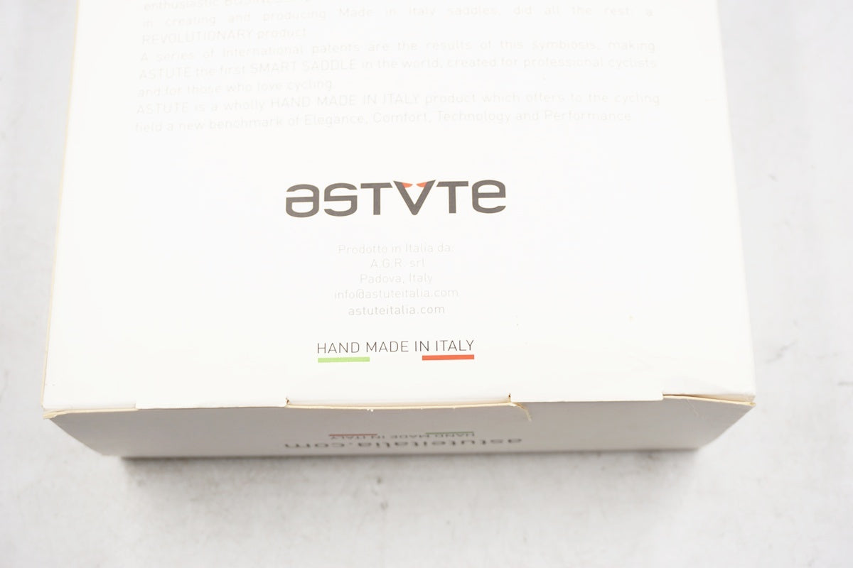 ASTUTE 「アスチュート」 SKYLITE VT CARBONIO サドル / 奈良店