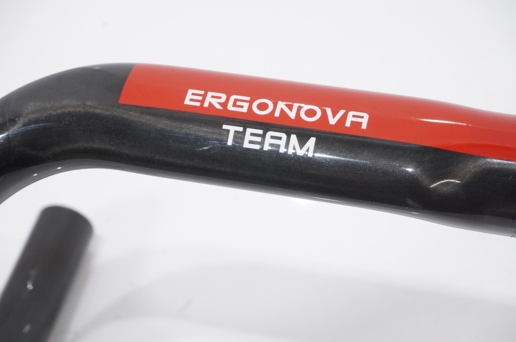 3T 「スリーティー」 ERGONOVA TEAM φ31.8 420mm カーボンハンドル / AKIBA店