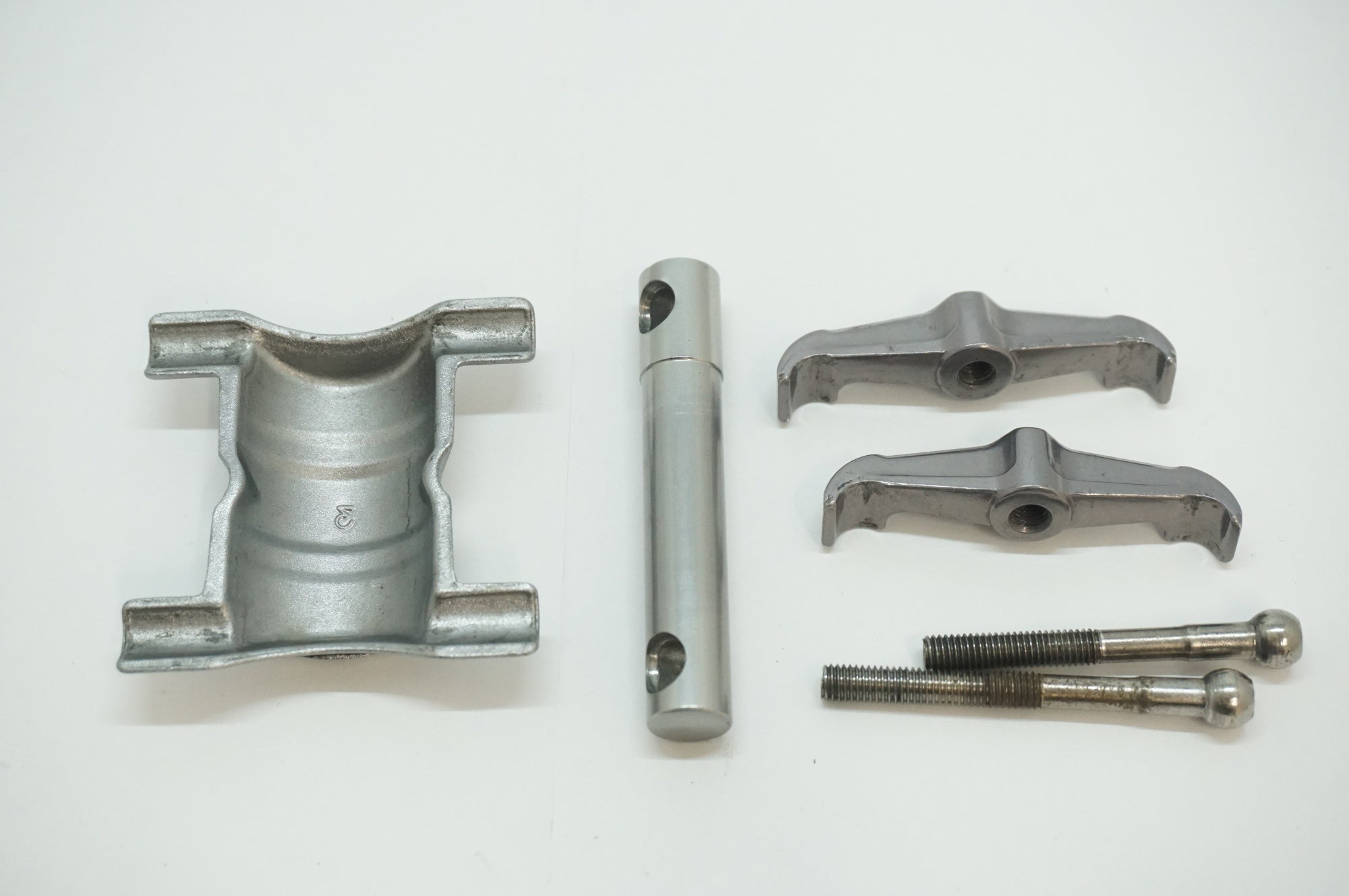 ジャンク SASO 「サソ」 φ31.6 300mm シートポスト / 阪急塚口店