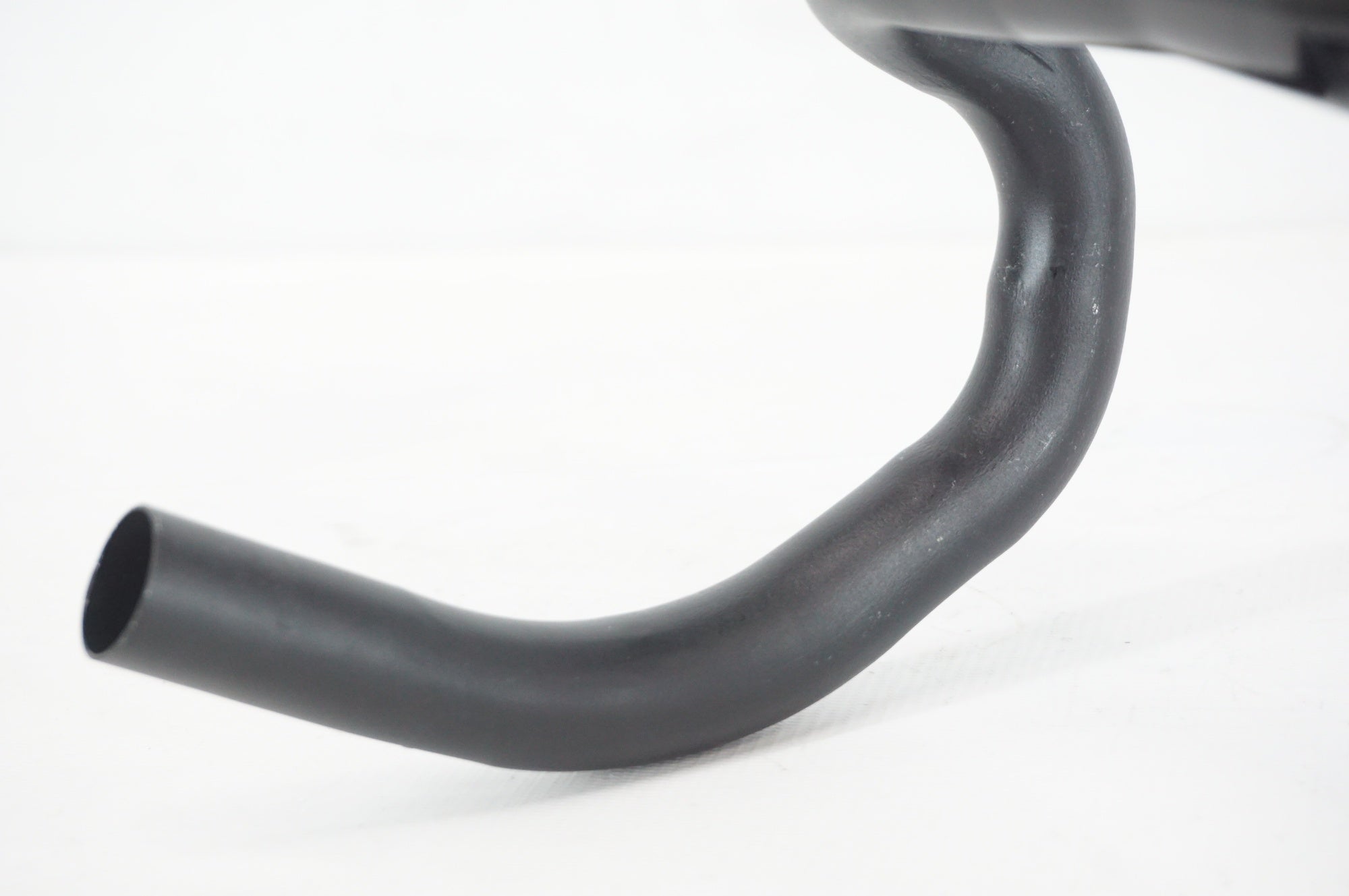 DIXNA 「ディズナ」 J-FIT MORE Φ31.8 400mm ハンドル / 阪急塚口店