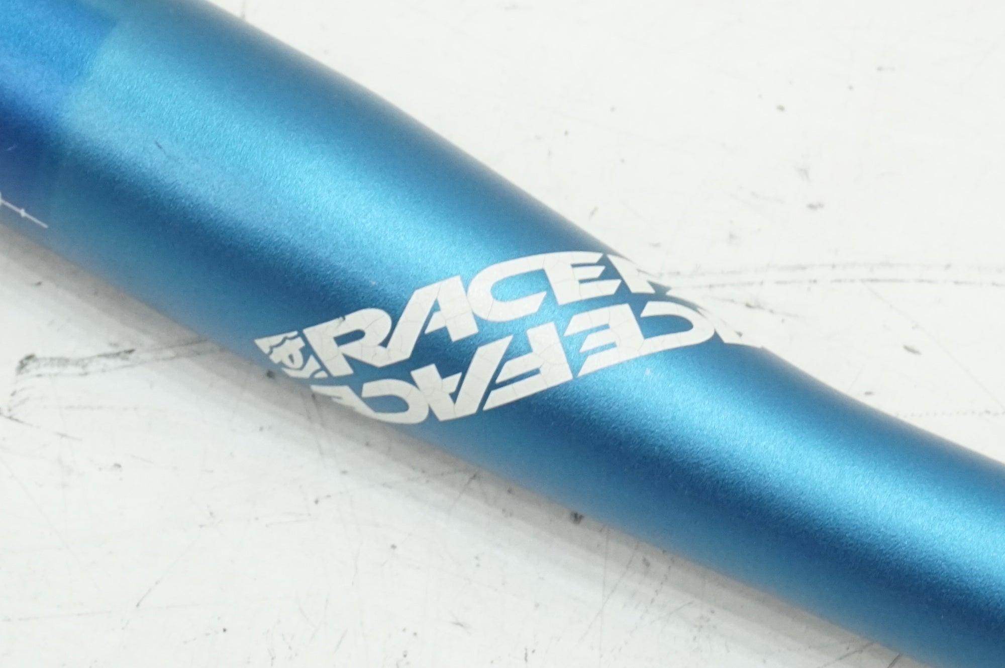 RACE FACE 「レースフェイス」 φ31.8 約660mm ハンドル / 大宮店