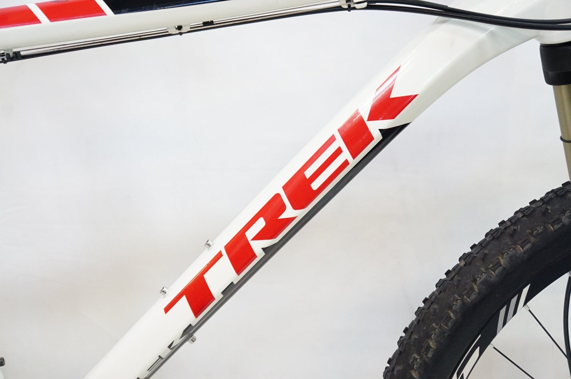 TREK 「トレック」 8000 DISC 2011年モデル マウンテンバイク / 熊谷本店