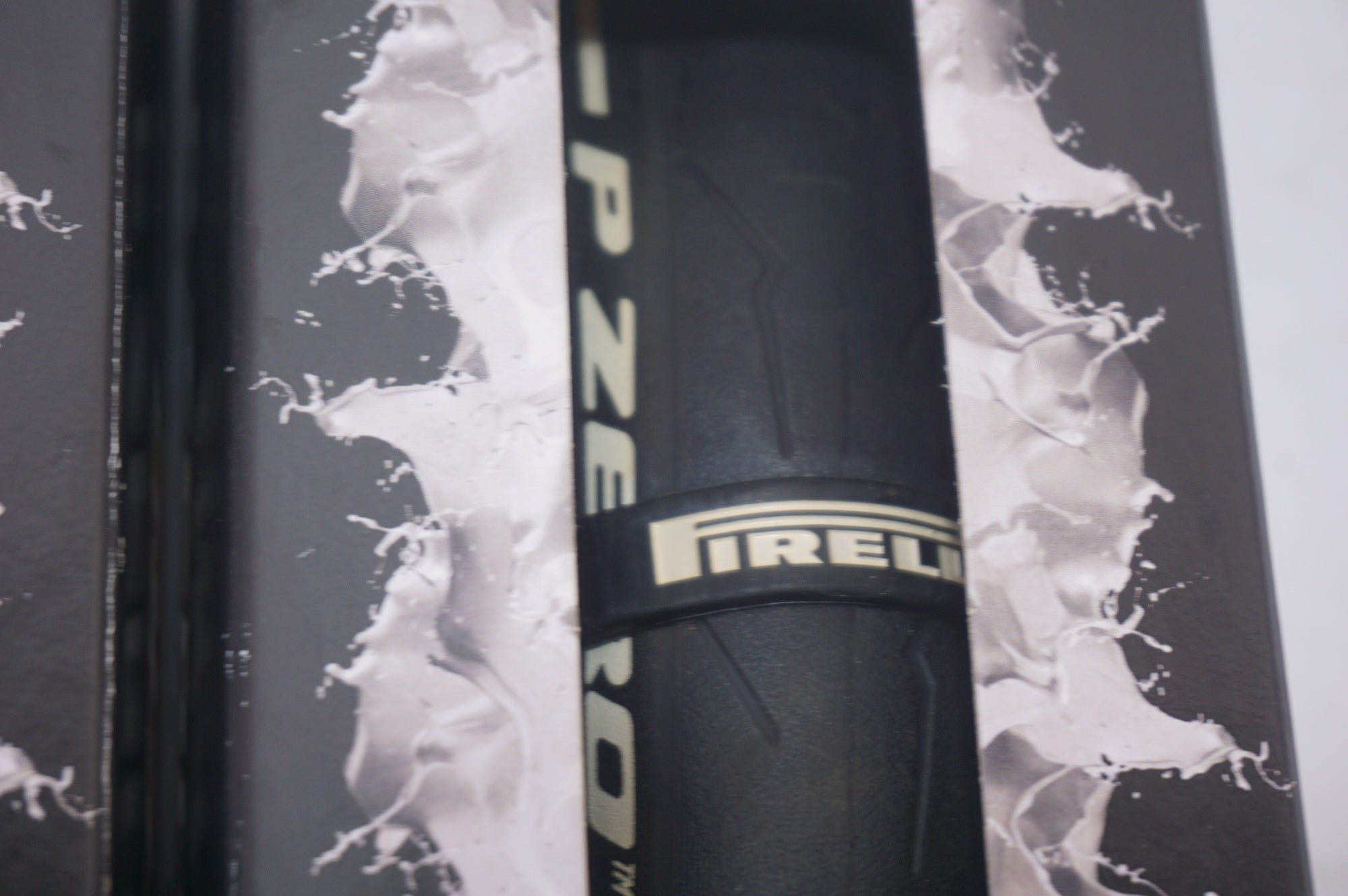 PIRELLI 「ピレリ」 P ZERO RACE 700-26C クリンチャー タイヤ2本セット / 世田谷店