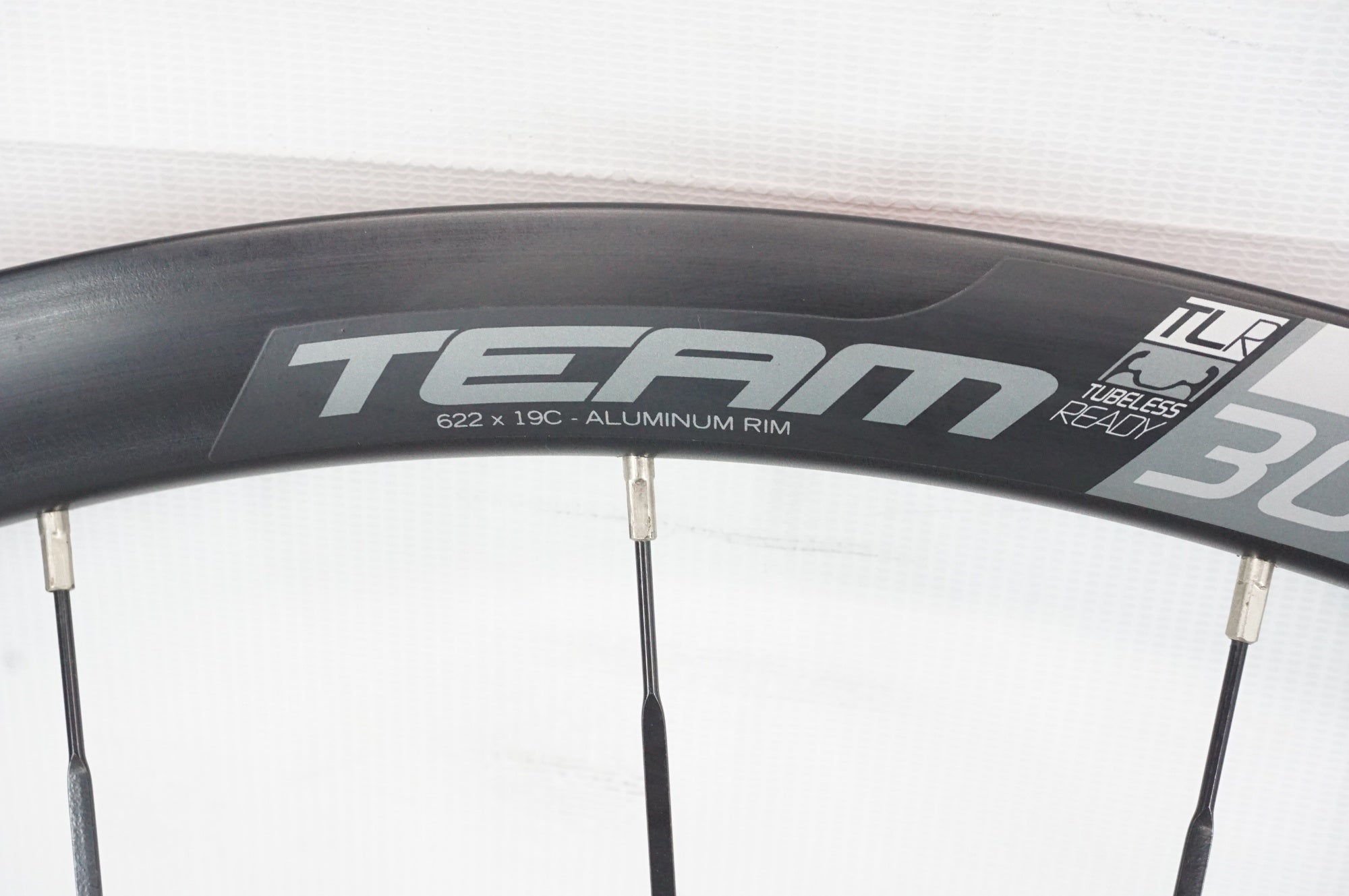 VISION 「ヴィジョン」 TEAM 30 DISC シマノ11速 ホイールセット / 阪急塚口店
