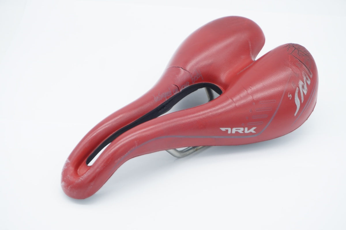 SELLE SMP 「セラエスエムピー」 TRK サドル / 滋賀大津店