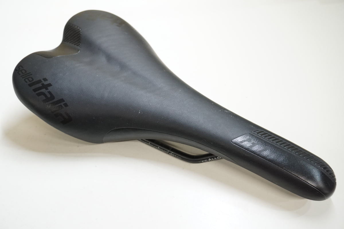 SELLE ITALIA 「セラ イタリア」 X1 サドル / 大宮店