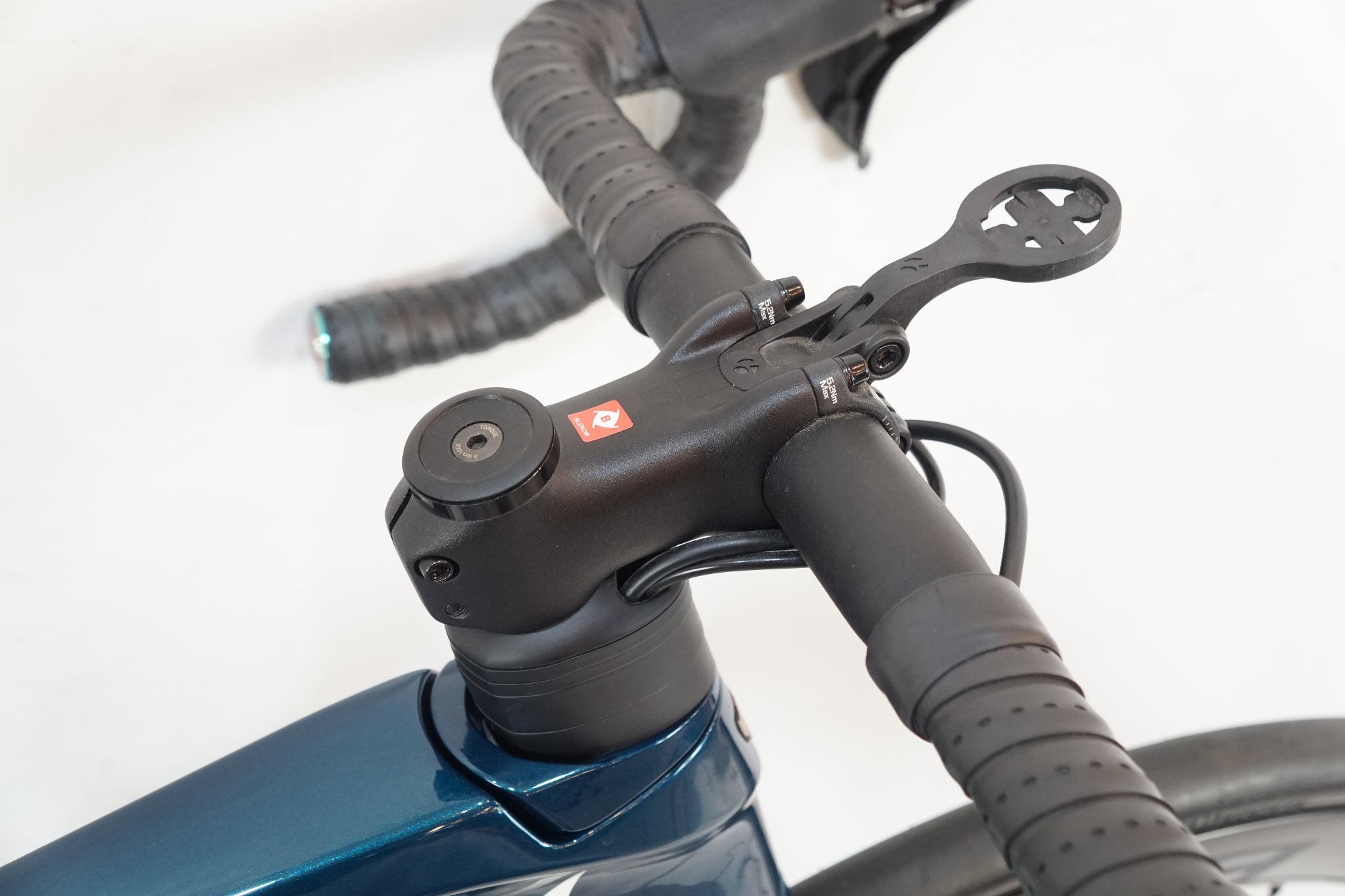 TREK 「トレック」 EMONDA SL5 2024年モデル ロードバイク / バイチャリ浦和ベース