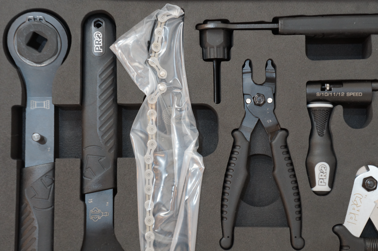 SHIMANO 「シマノ」 PRO ADVANCED TOOL BOX 工具セット / バイチャリ浦和ベース