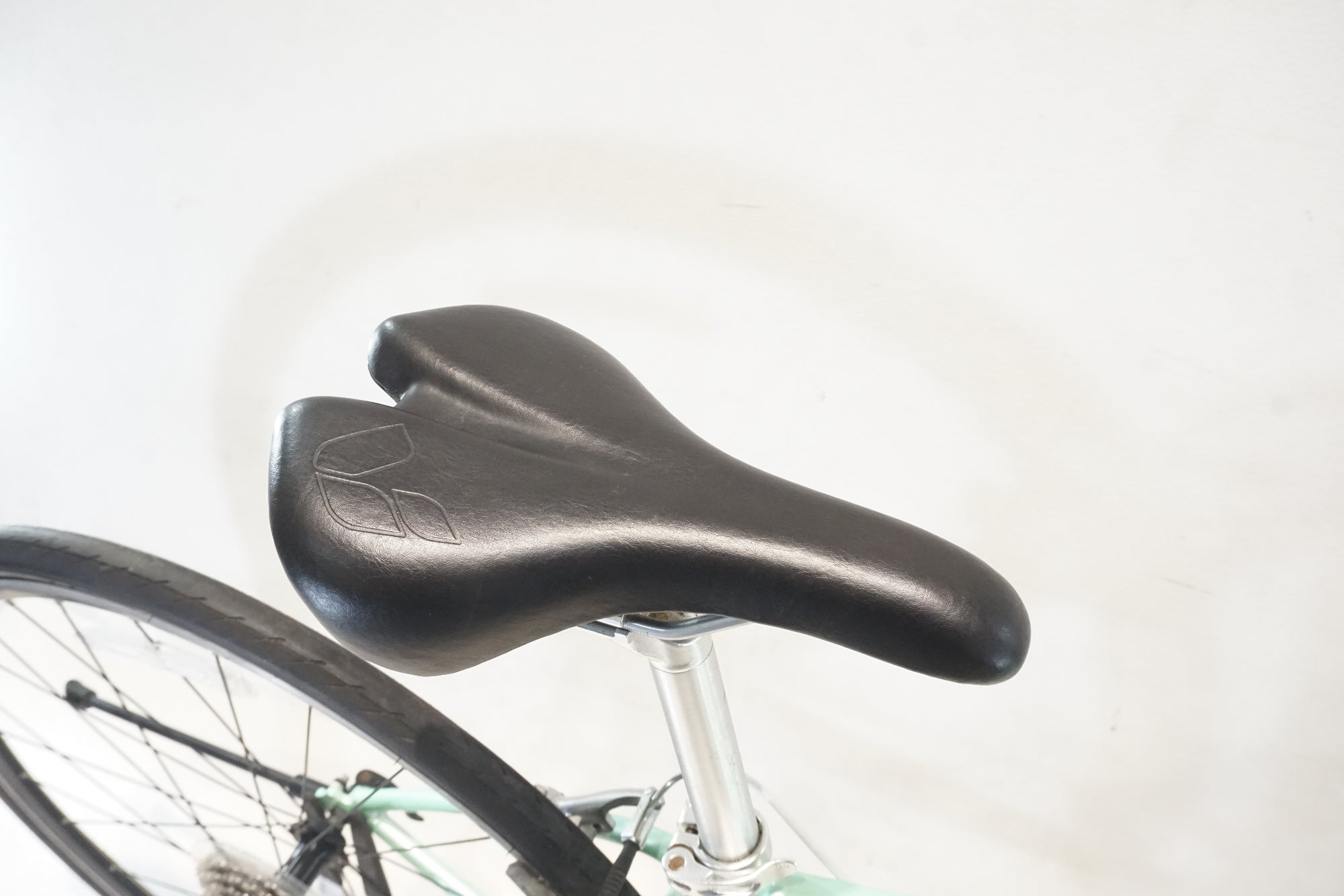 GIANT 「ジャイアント」 LIV ESCAPE R3 W 2024年モデル クロスバイク / 横浜戸塚店