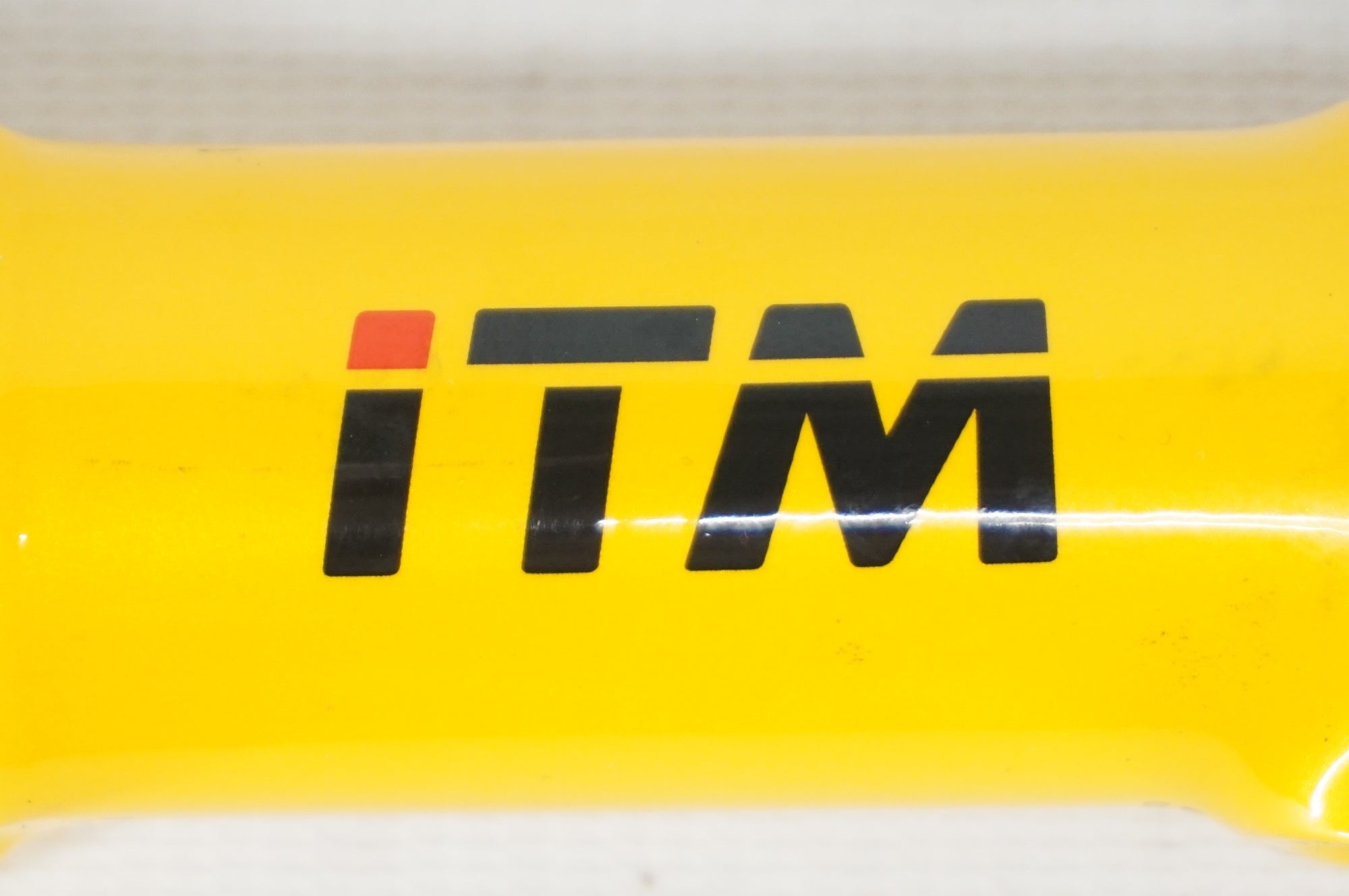 ITM 「アイティーエム」 ALCOR 80 YELLOW Φ31.8 100mm ステム / 阪急塚口店