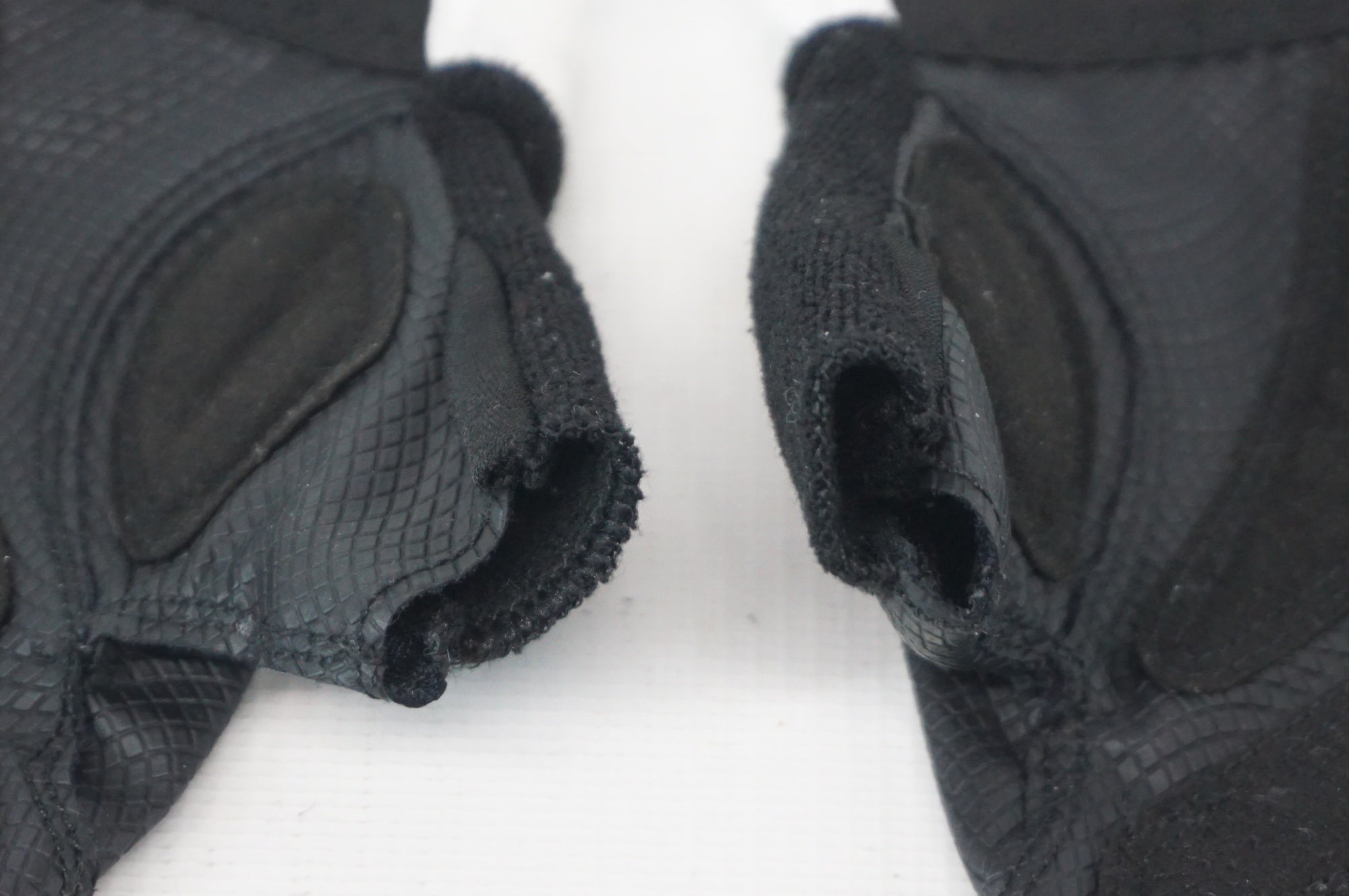 BIANCHI 「ビアンキ」 Mサイズ 指切りグローブ / 阪急塚口店