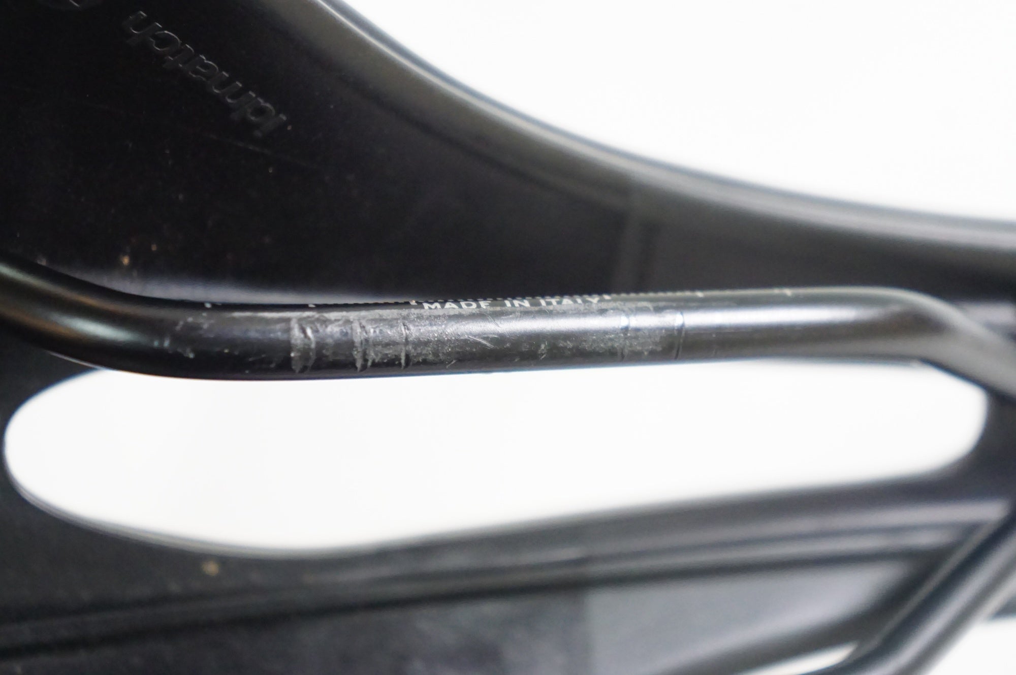 SELLE ITALIA 「セラ イタリア」 NOVUS BOOST EVO SUPERFLOW サドル / 熊谷本店