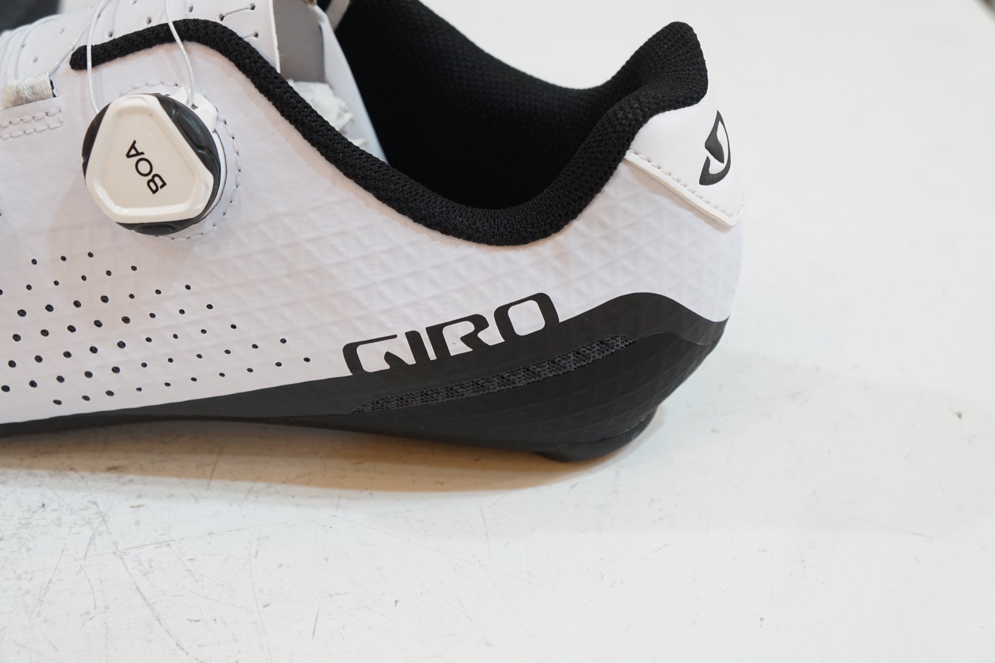 GIRO 「ジロ」 REGIME 9.5 シューズ / バイチャリ浦和ベース