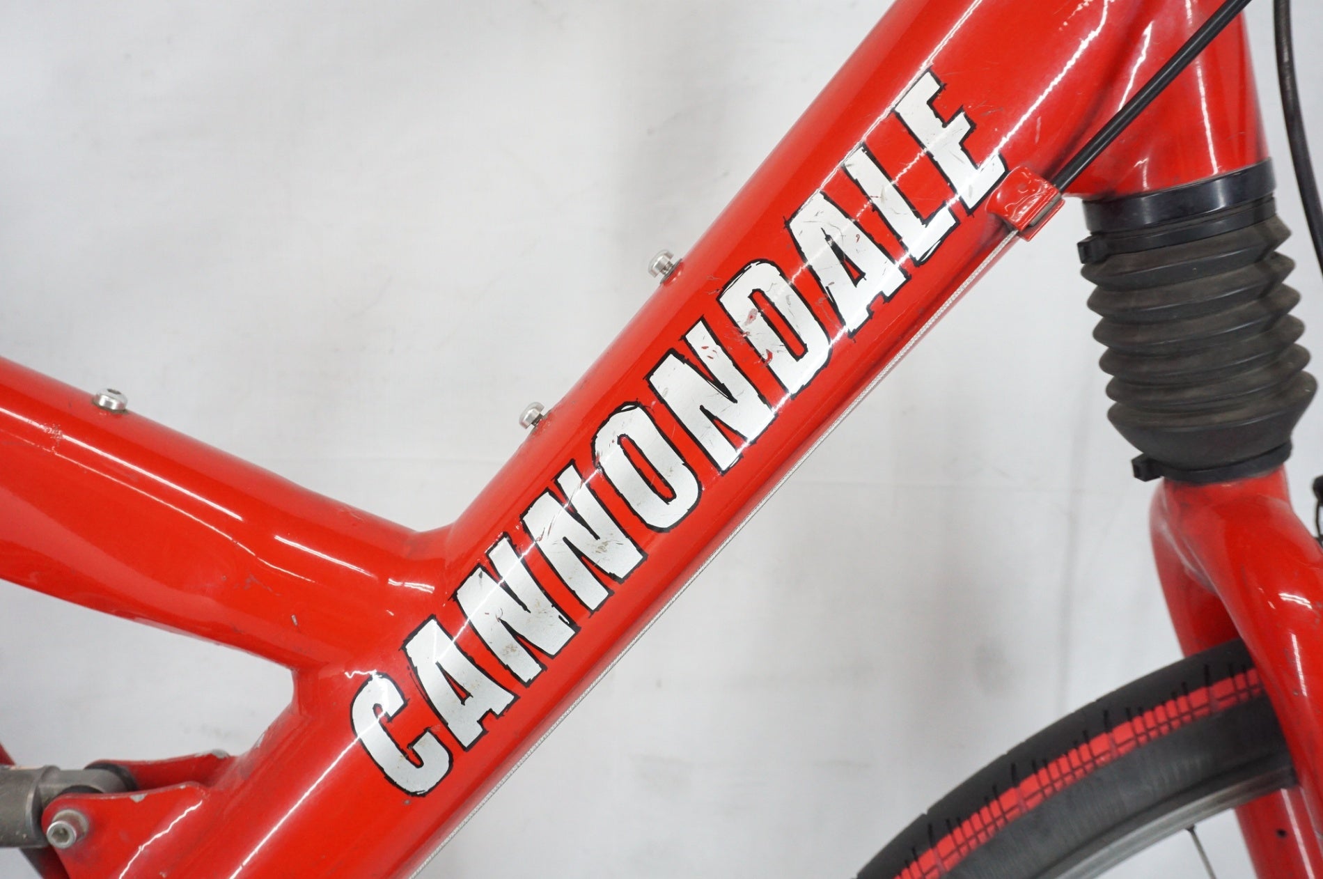 ジャンク CANNONDALE 「キャノンデール」 SUPER V400 2000年頃 マウンテンバイク / 阪急塚口店