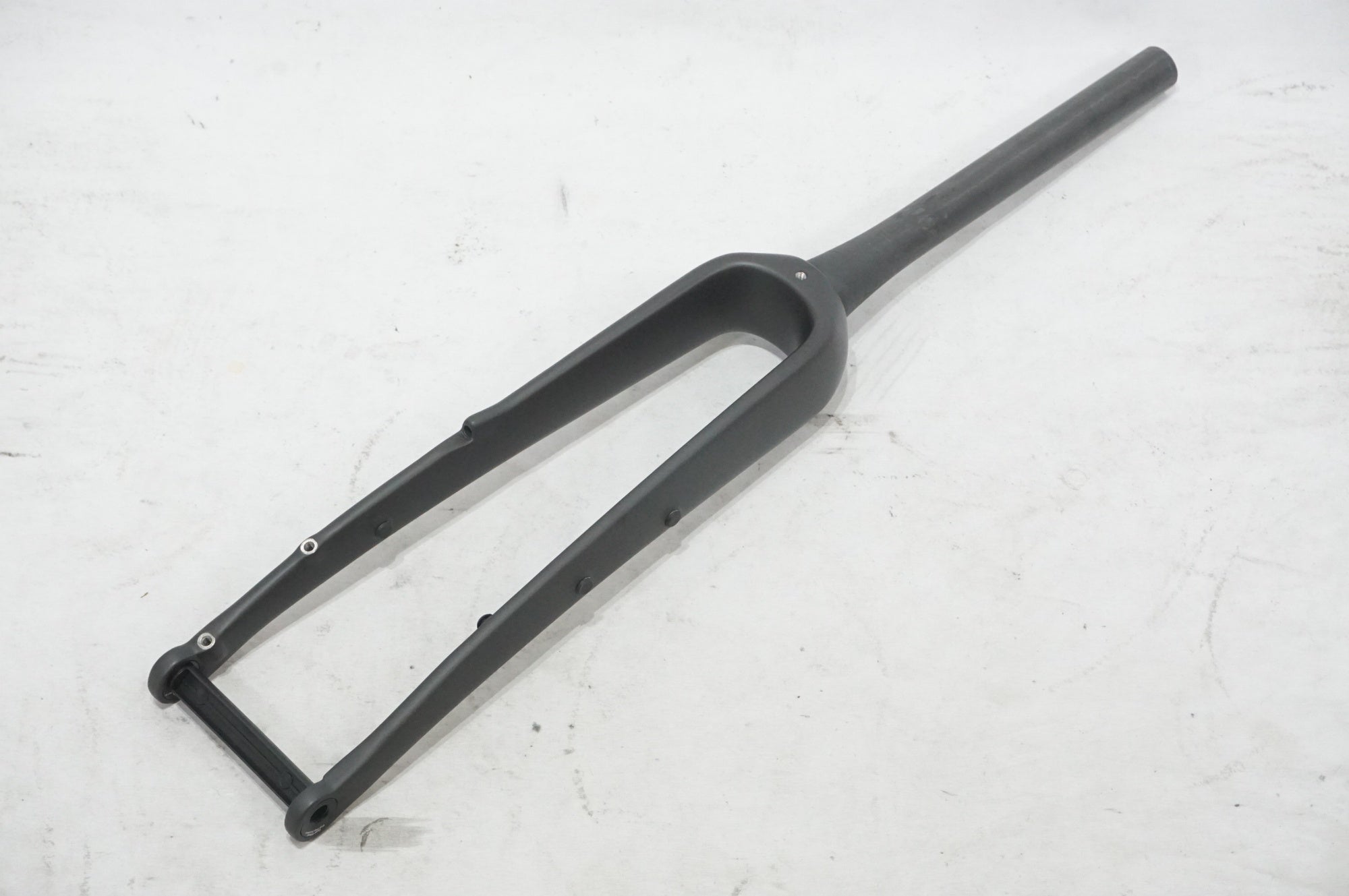 ONEBYESU 「ワンバイエス」 OBS-GBD1.5TH カーボン フロントフォーク / AKIBA店