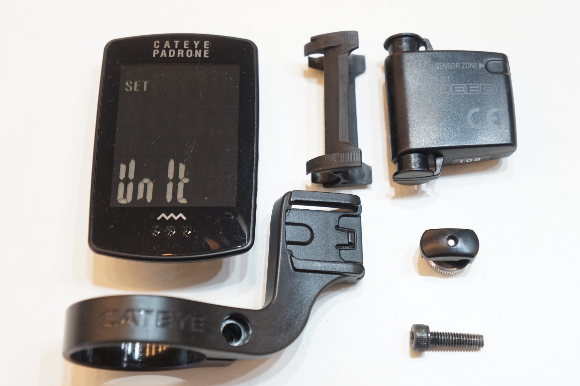 CATEYE 「キャットアイ」 CC-PA100W サイクルコンピューター / バイチャリ浦和ベース