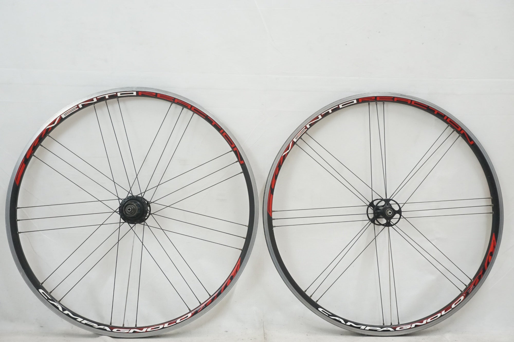 CAMPAGNOLO 「カンパニョーロ」 VENTO REACTION シマノ11速 ホイール