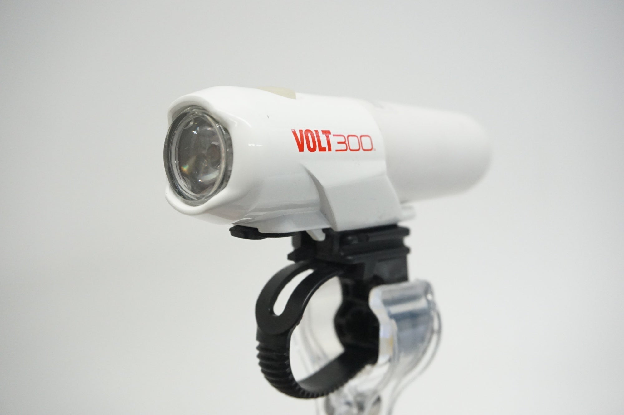 CATEYE 「キャットアイ」 VOLT300 フロントライト / 福岡店