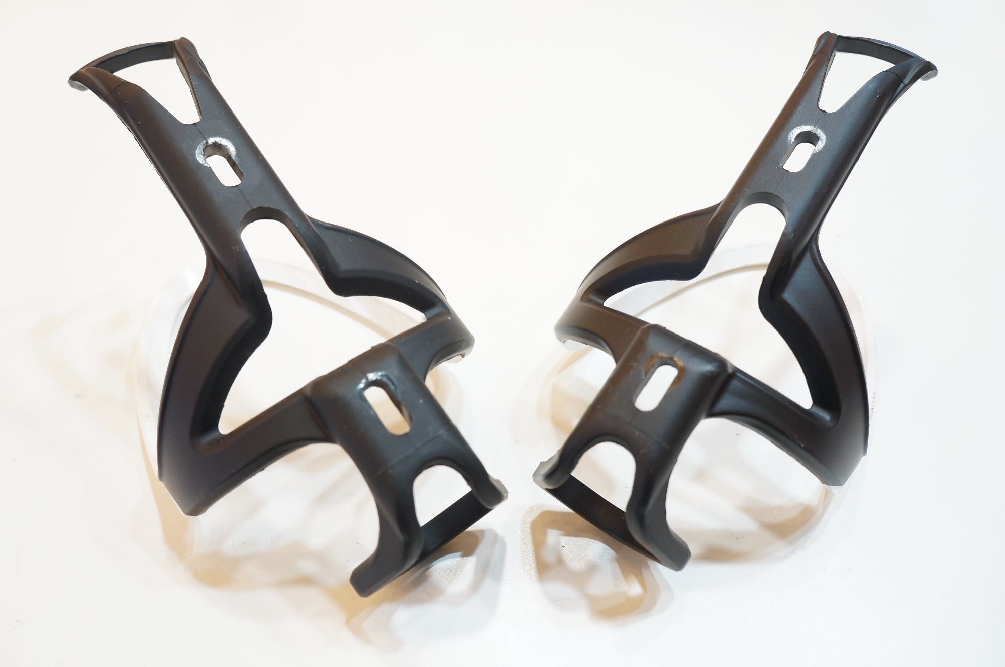 LEZYNE 「レザイン」 TEAM CAGE ボトルケージセット / バイチャリ浦和ベース