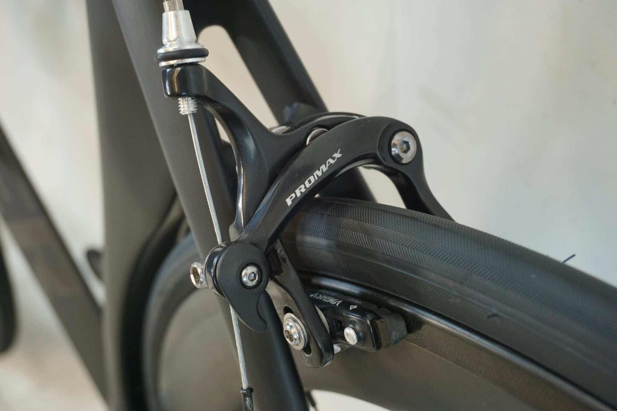 LEADER BIKES 「リーダーバイク」 735TR 2025年モデル ピストバイク / 有明ガーデン店