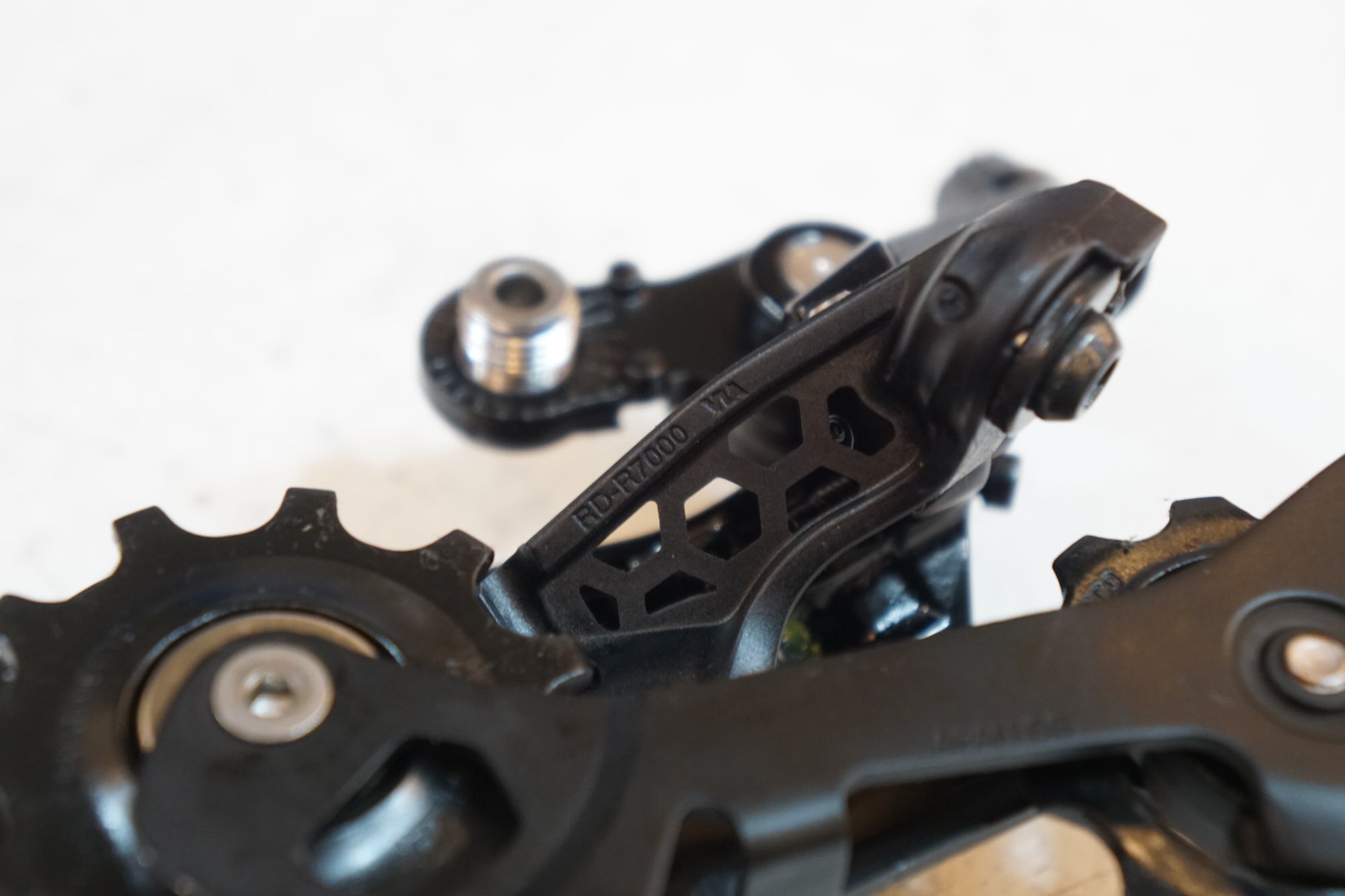 SHIMANO 「シマノ」 105 RD-R7000 SS リアディレイラー / バイチャリ浦和ベース