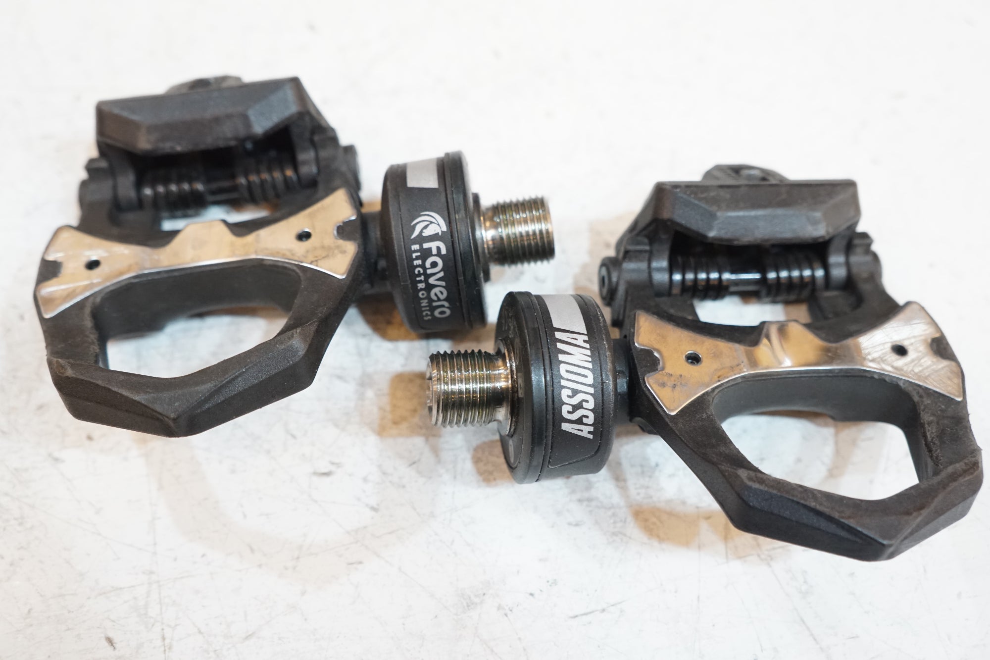 FAVERO 「ファヴェロ」 ASSIOMA DUO パワーメーター ペダル / バイチャリ浦和ベース