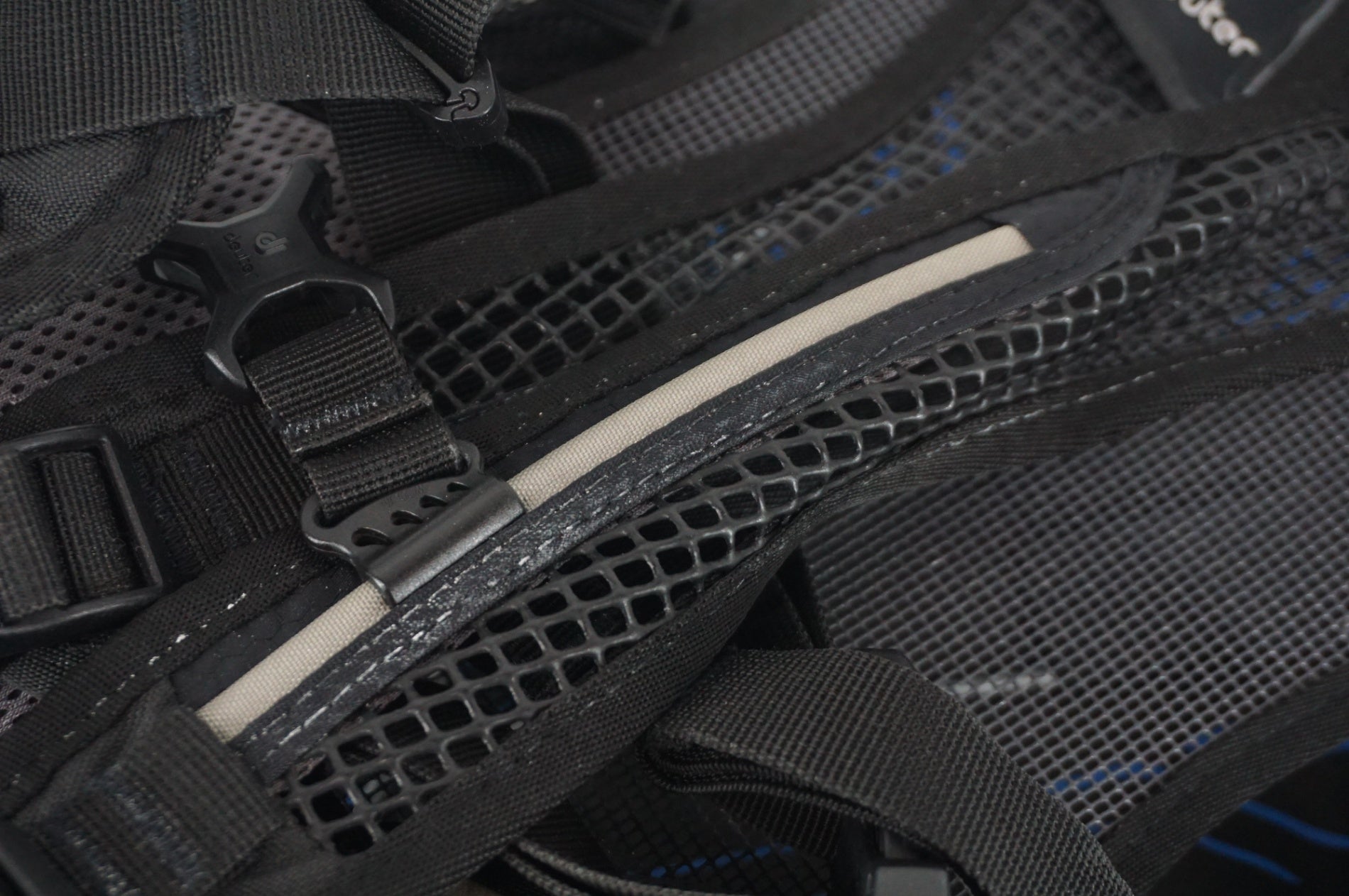 DEUTER 「ドイター」 RACE EXP AIR バックパック / 阪急塚口店