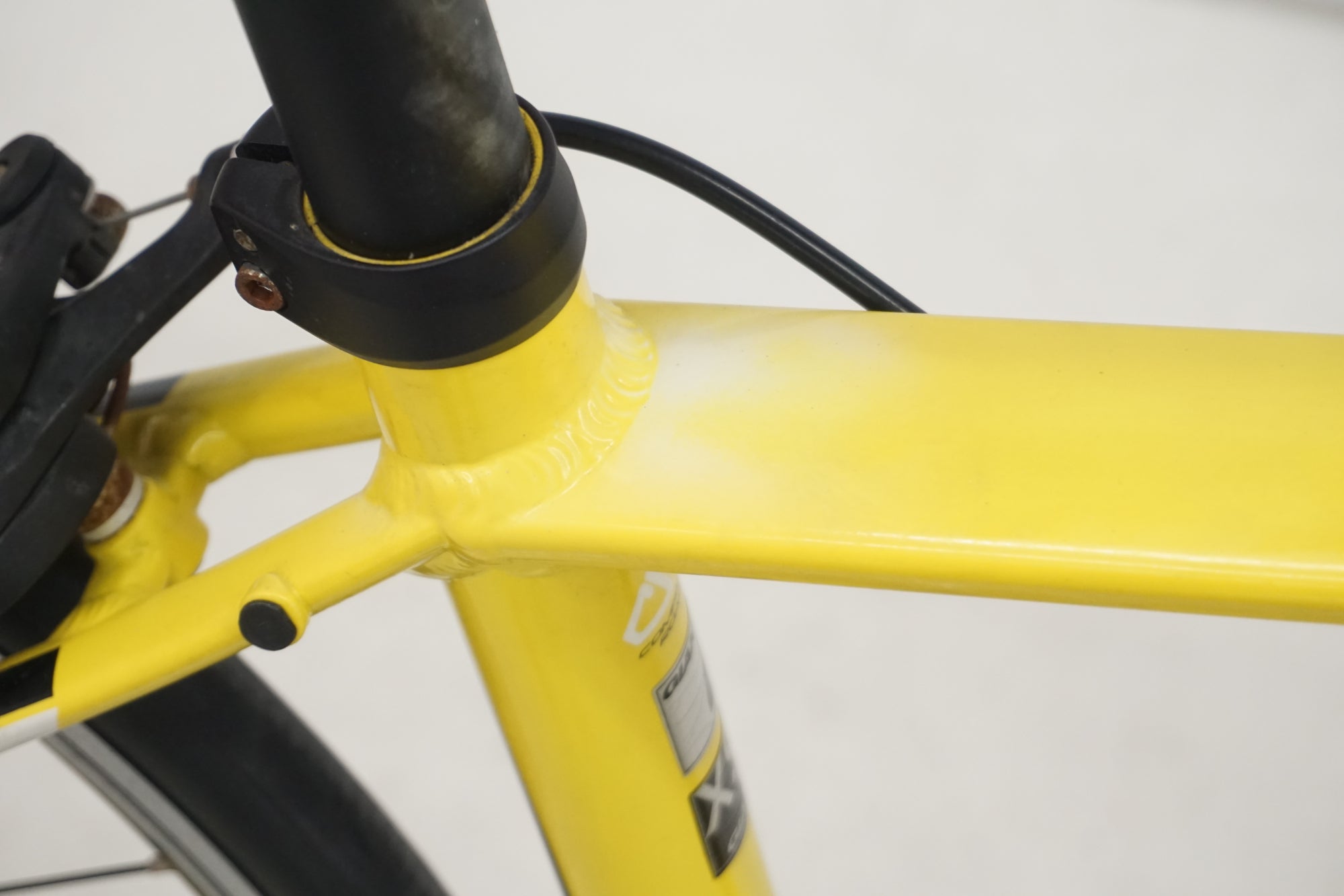 GIANT 「ジャイアント」 DEFY4 2015年モデル ロードバイク / 大阪美原北インター店