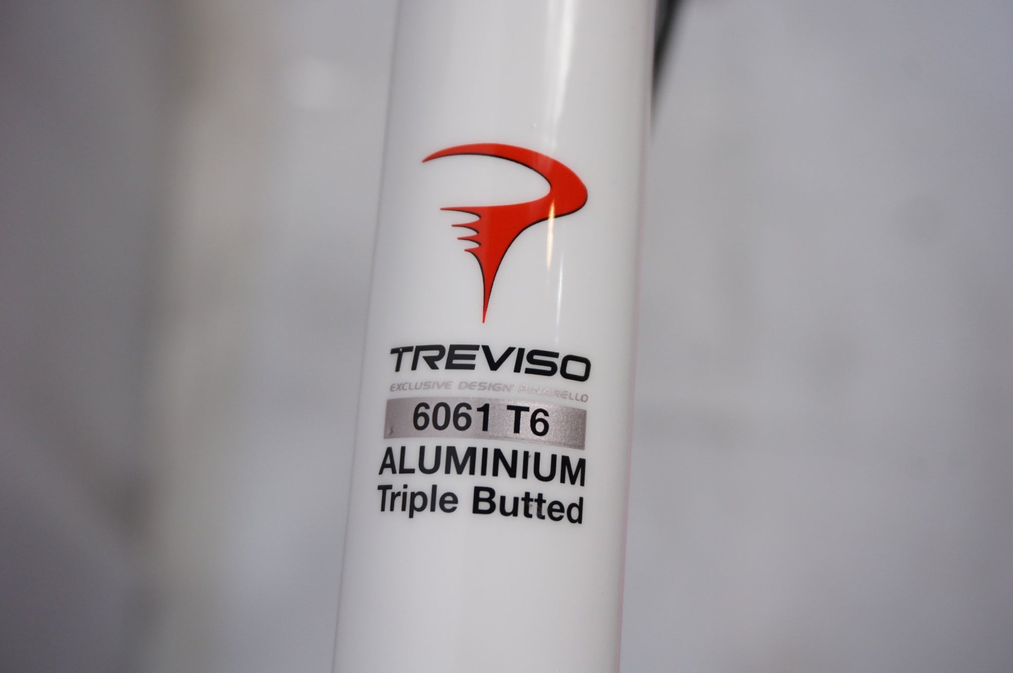 PINARELLO 「ピナレロ」 TREVISO 2011年モデル フラットバーロード カスタム / 世田谷店
