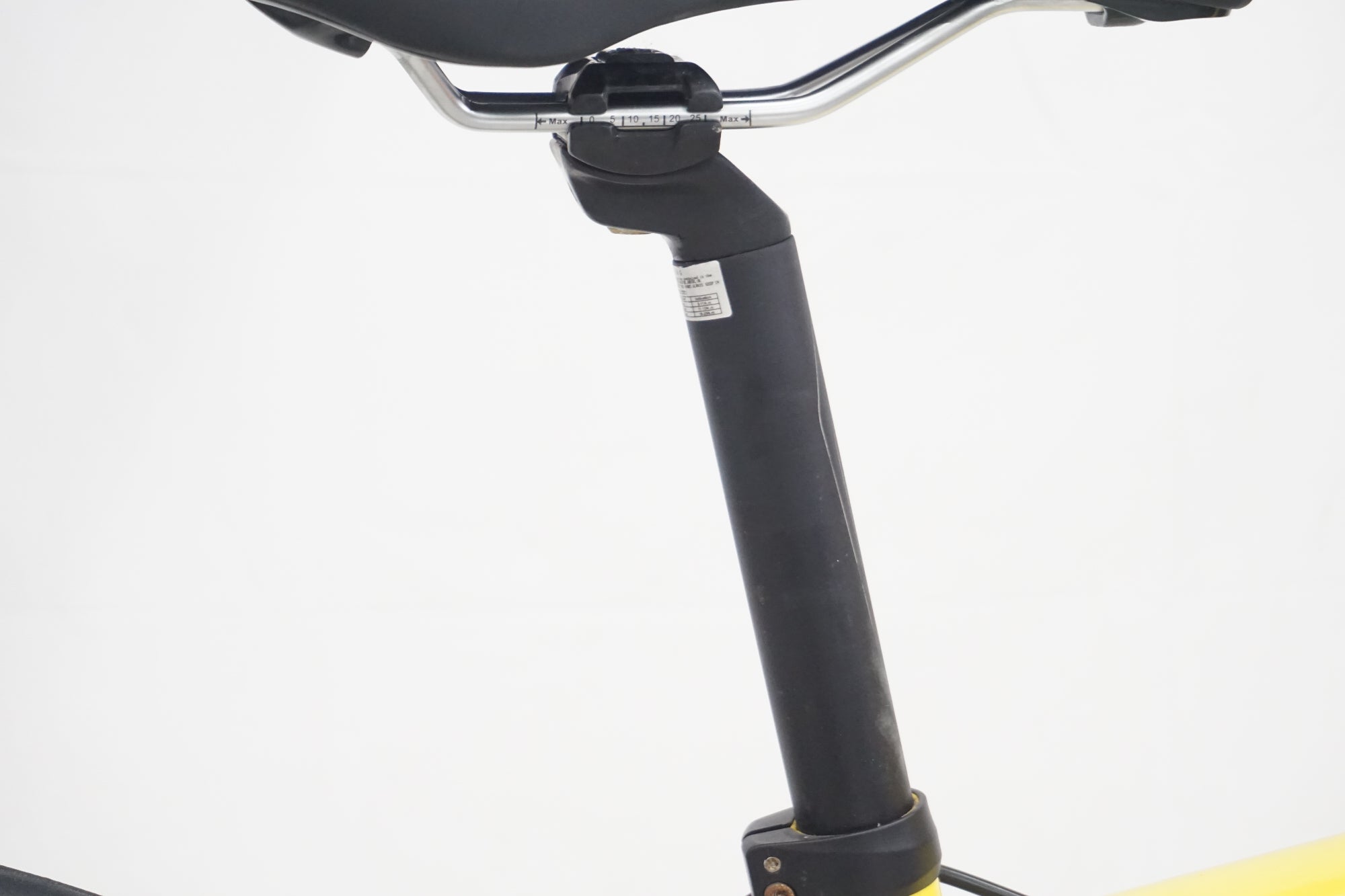 GIANT 「ジャイアント」 DEFY4 2015年モデル ロードバイク / 大阪美原北インター店