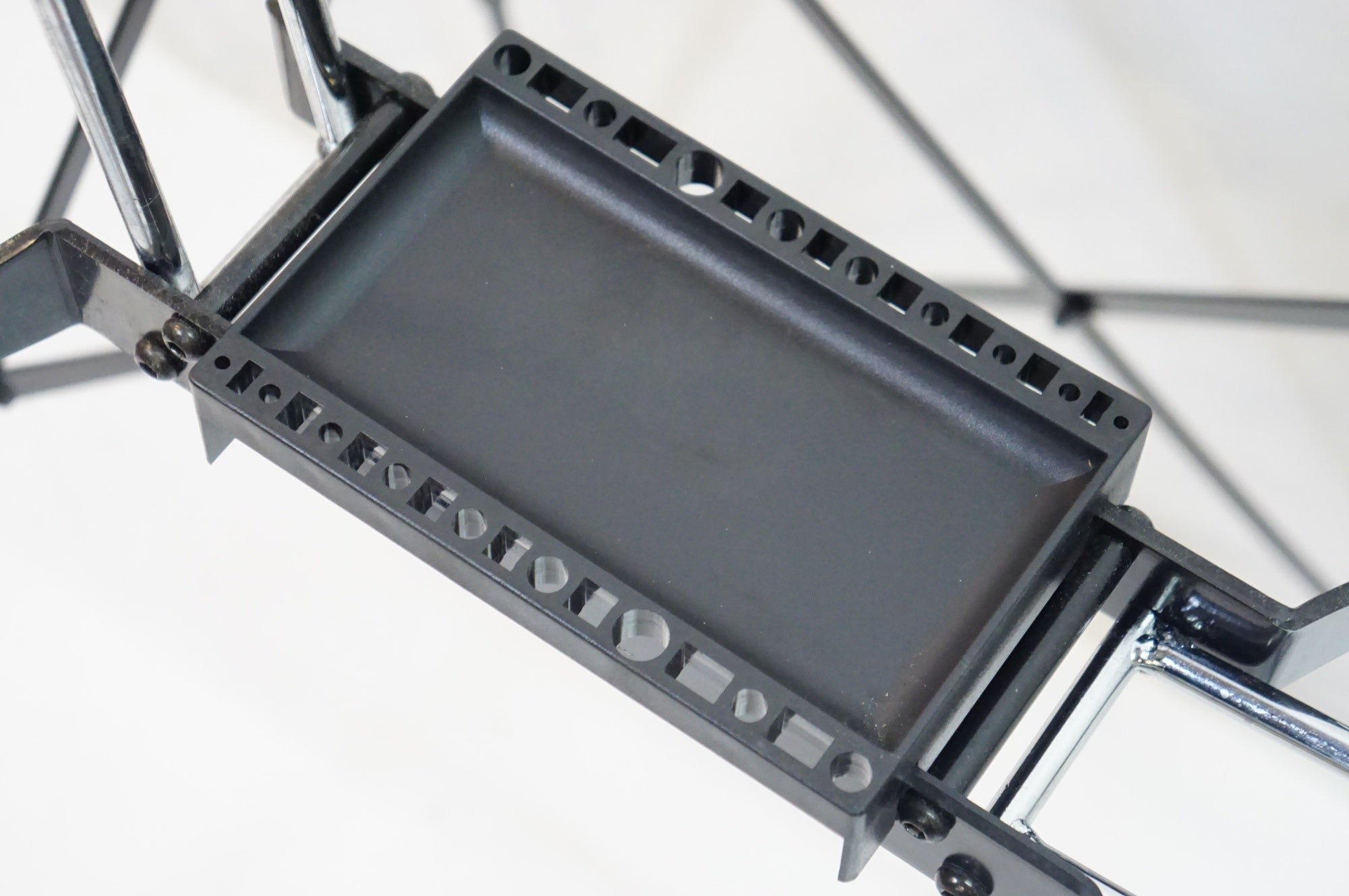 iWA 「アイダブルエー」 iWA1PRO ディスプレイスタンド / 熊谷本店