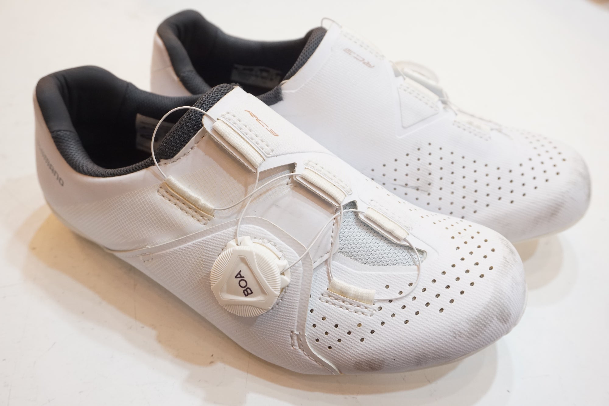 SHIMANO 「シマノ」 RC3 23.2cm シューズ / バイチャリ浦和ベース