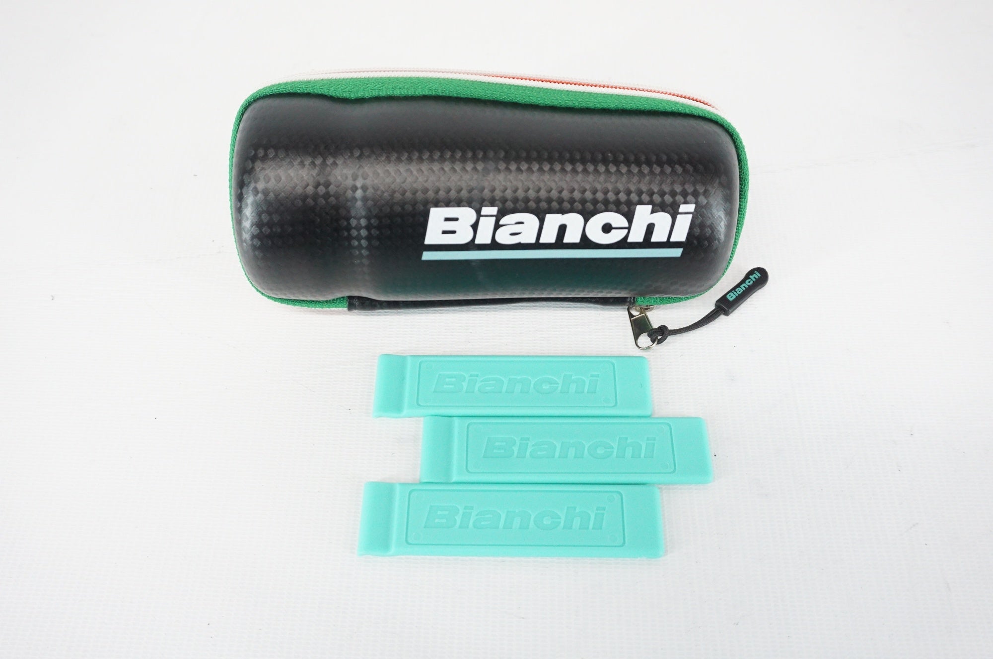 BIANCHI 「ビアンキ」 タイヤレバー ジップ ツールケース / 阪急塚口店