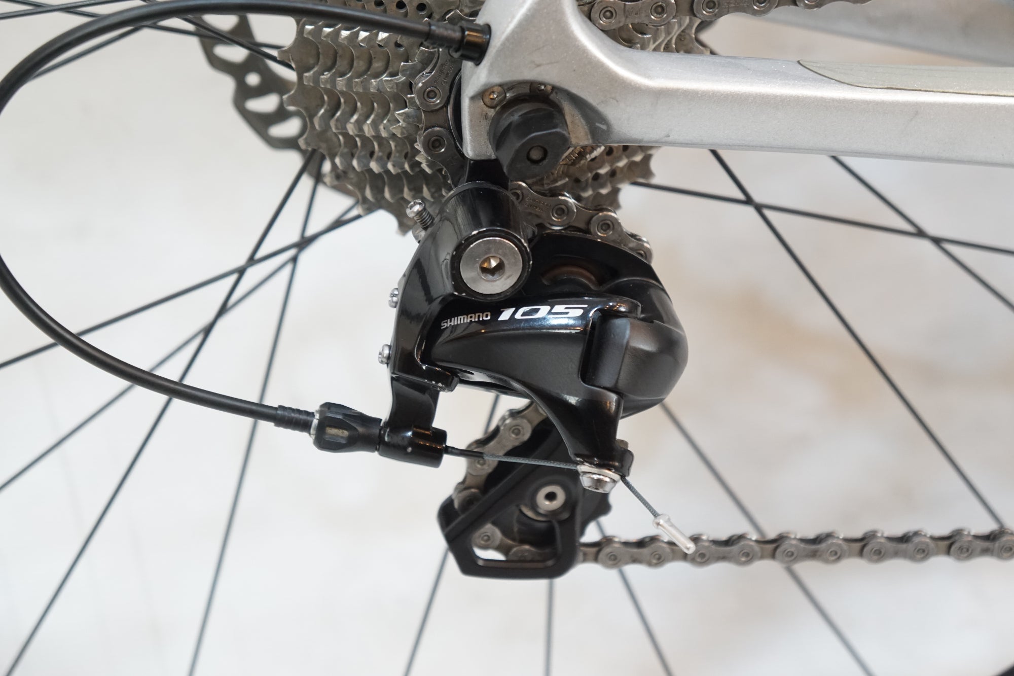 GIANT 「ジャイアント」 DEFY ADVANCED2 2015年モデル ロードバイク / バイチャリ浦和ベース