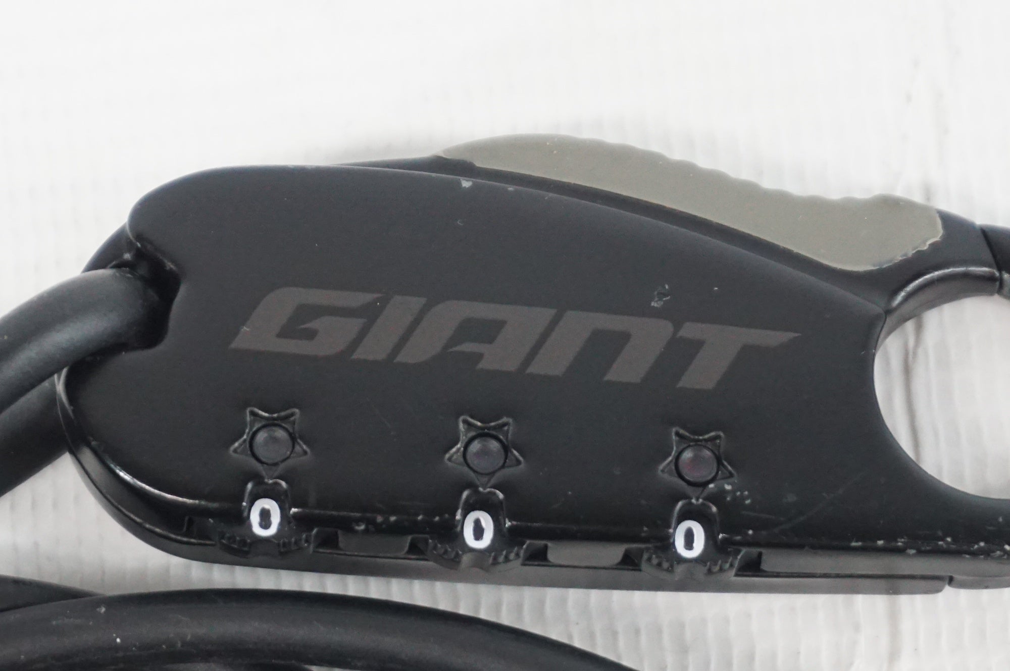 GIANT 「ジャイアント」 ワイヤーロック / 阪急塚口店