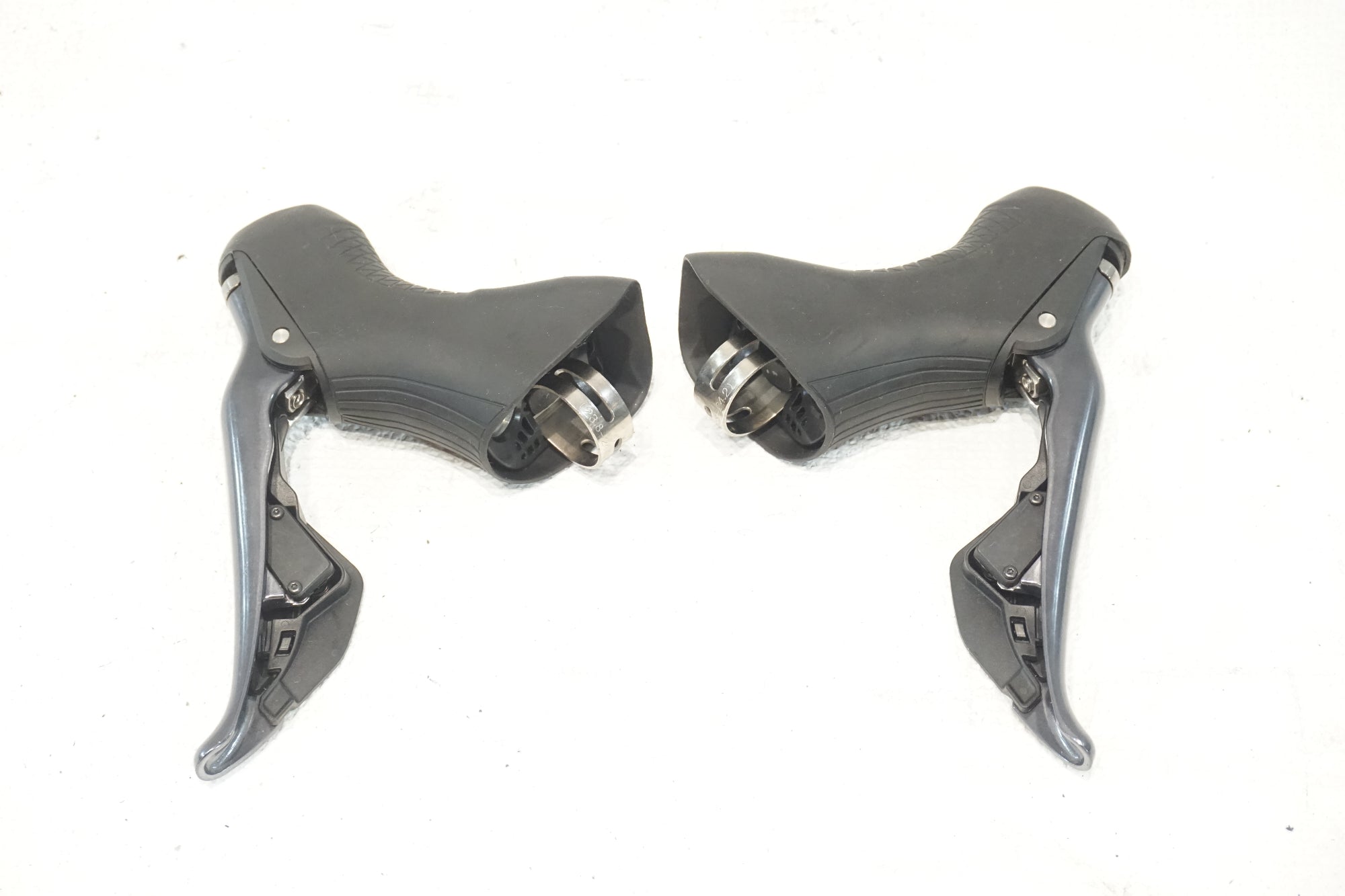 SHIMANO 「シマノ」 ULTEGRA R8070 R8050 R8000 コンポ6点(ST,FD,RD,BR,FC,CS) バッテリー・ディスクローター セット / 横浜戸塚店