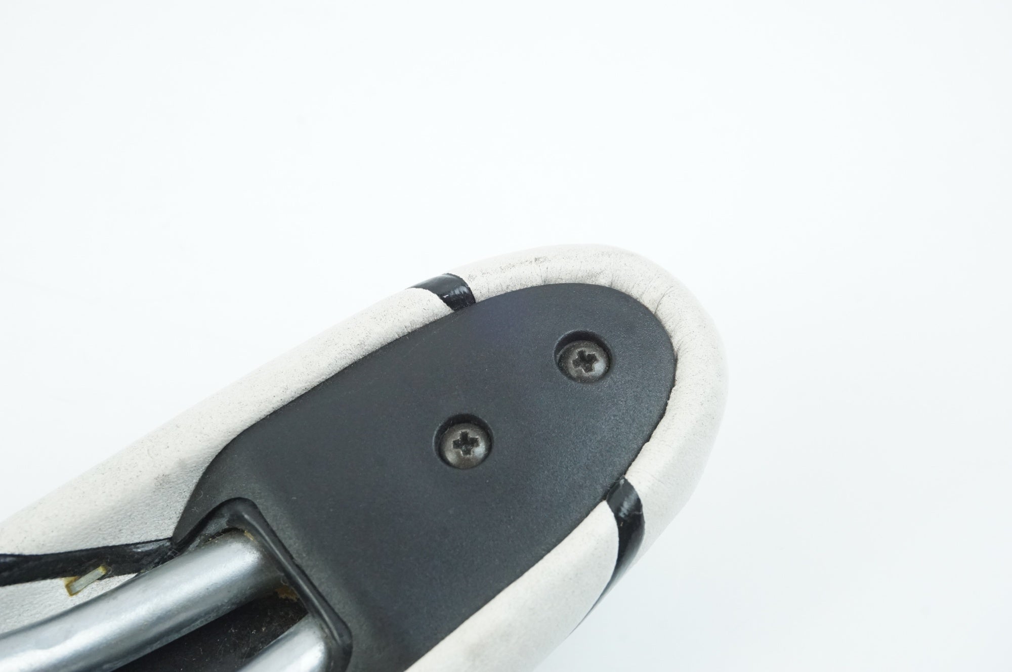 PROLOGO 「プロロゴ」 COLNAGO ZETA7 サドル / 中目黒店