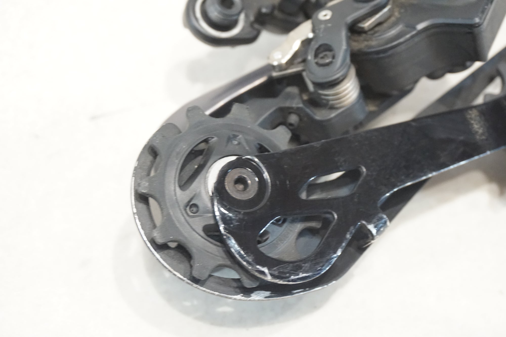 SHIMANO 「シマノ」 ULTEGRA R8150/R8170 DI2 コンポ4点(ST,FD,RD,BR)+バッテリー/充電ケーブル セット / 横浜戸塚店